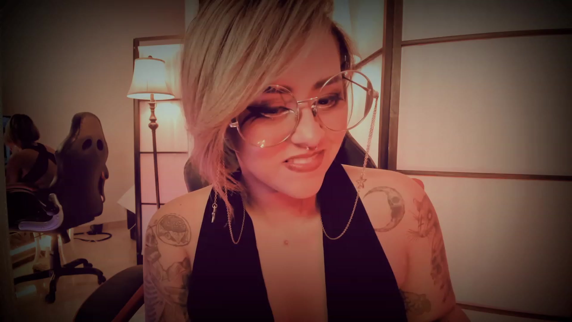 Gallery image thumbnail from AbraxxysRadio's myfreecams stream on, 06/30/2023, 01:10 image 14 of 20