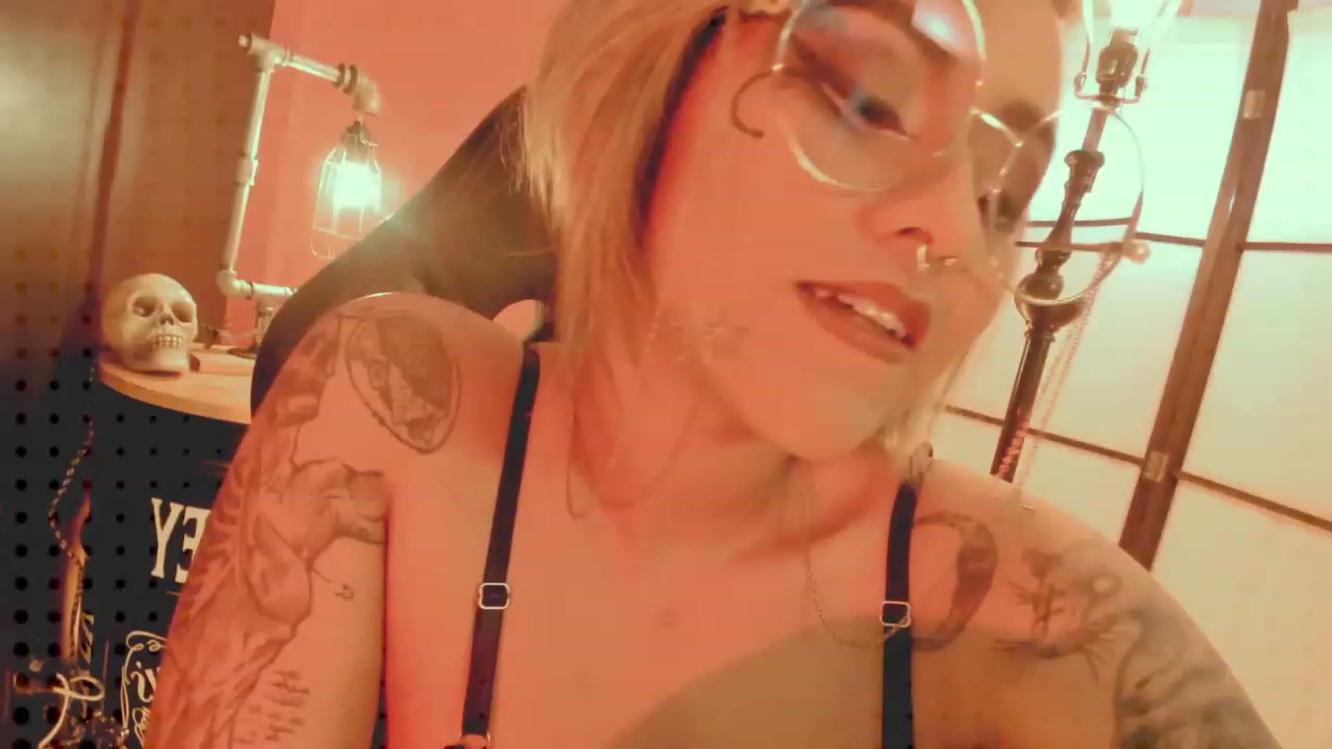 Gallery image thumbnail from AbraxxysRadio's myfreecams stream on, 07/01/2023, 16:48 image 6 of 20