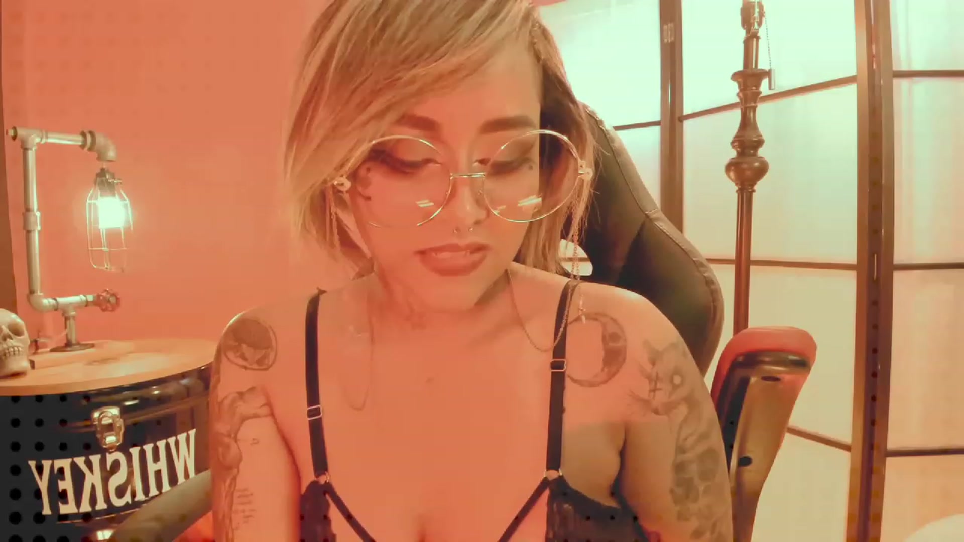Gallery image thumbnail from AbraxxysRadio's myfreecams stream on, 07/02/2023, 24:37 image 14 of 20