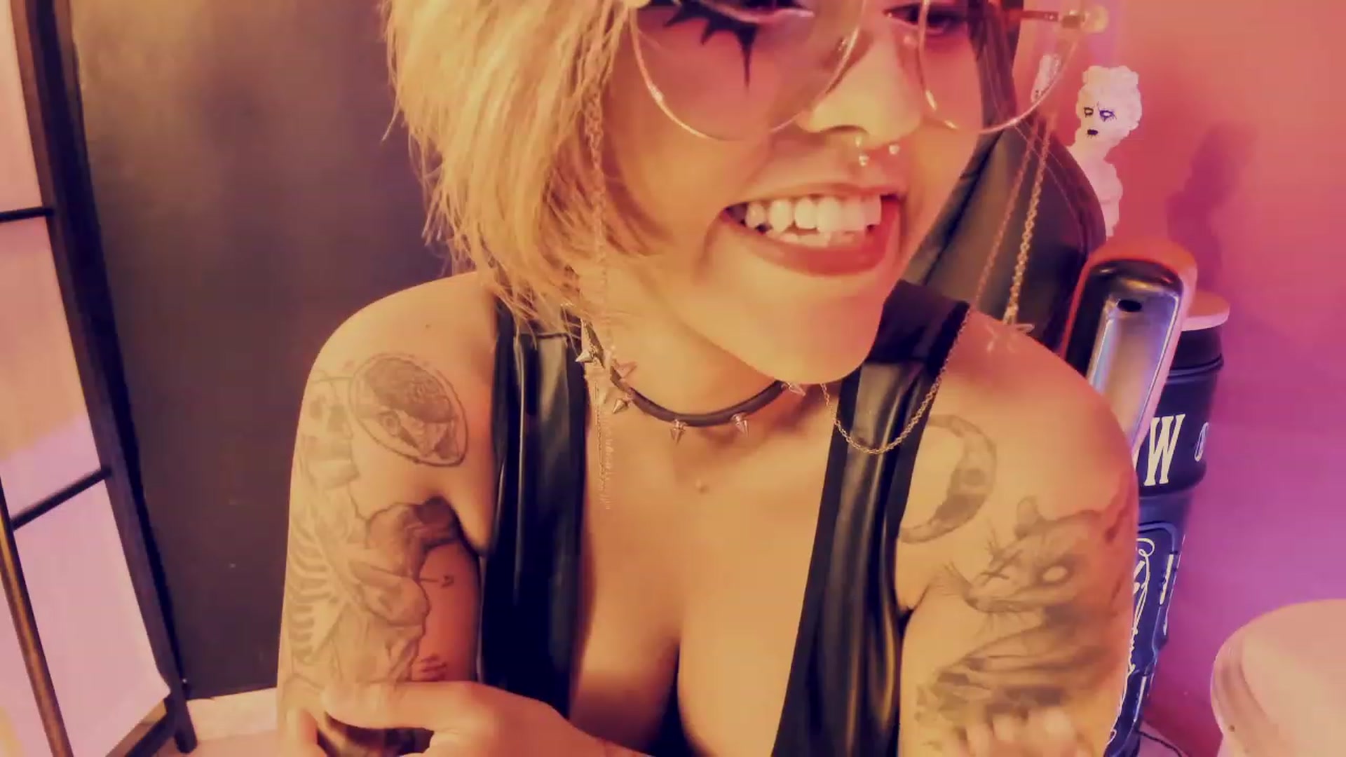 Gallery image thumbnail from AbraxxysRadio's myfreecams stream on, 07/04/2023, 01:41 image 12 of 20
