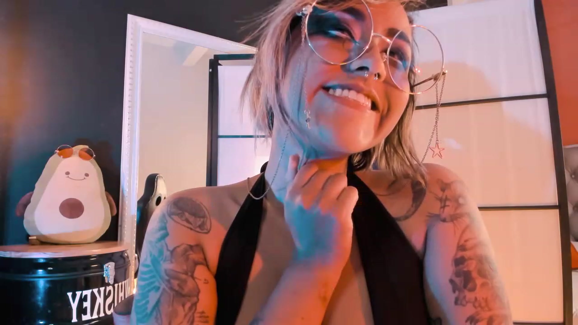 Gallery image thumbnail from AbraxxysRadio's myfreecams stream on, 07/08/2023, 24:02 image 17 of 20