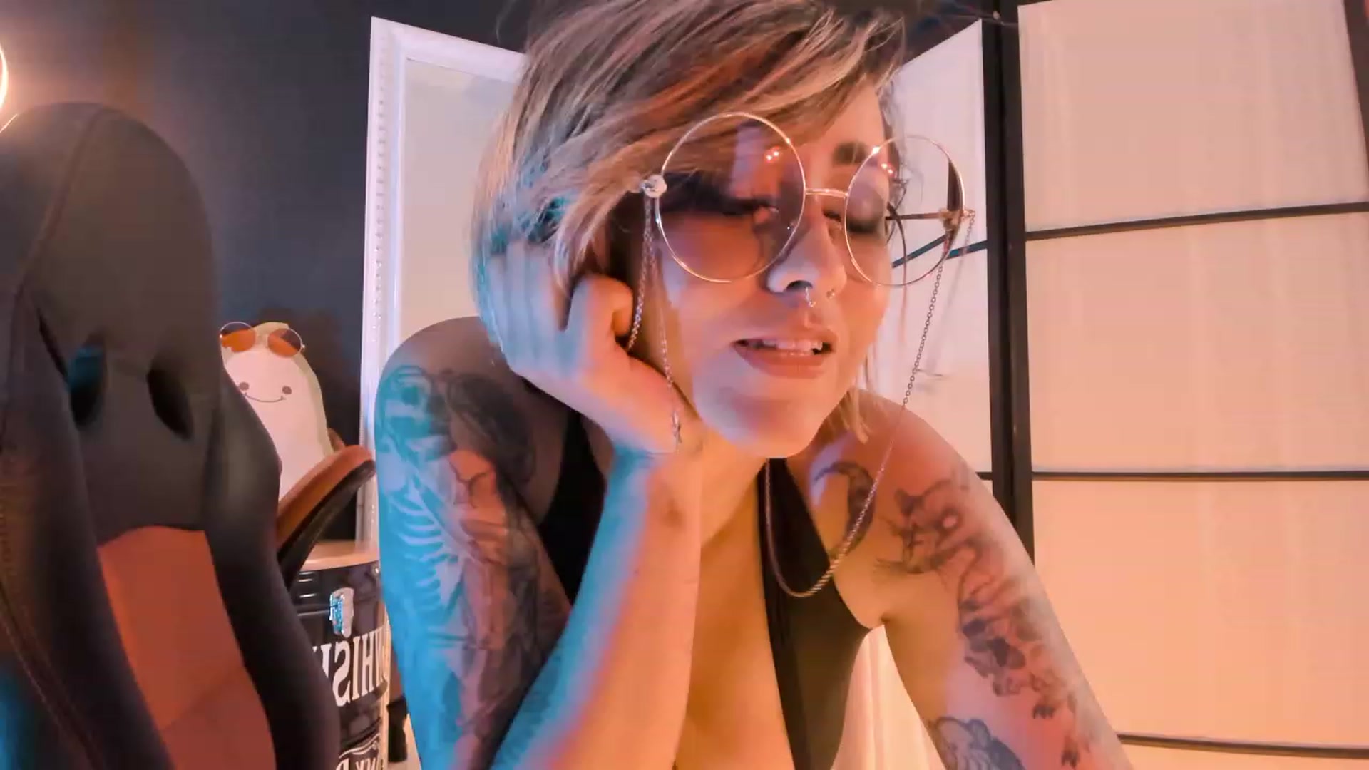 Gallery image thumbnail from AbraxxysRadio's myfreecams stream on, 07/08/2023, 01:10 image 5 of 20