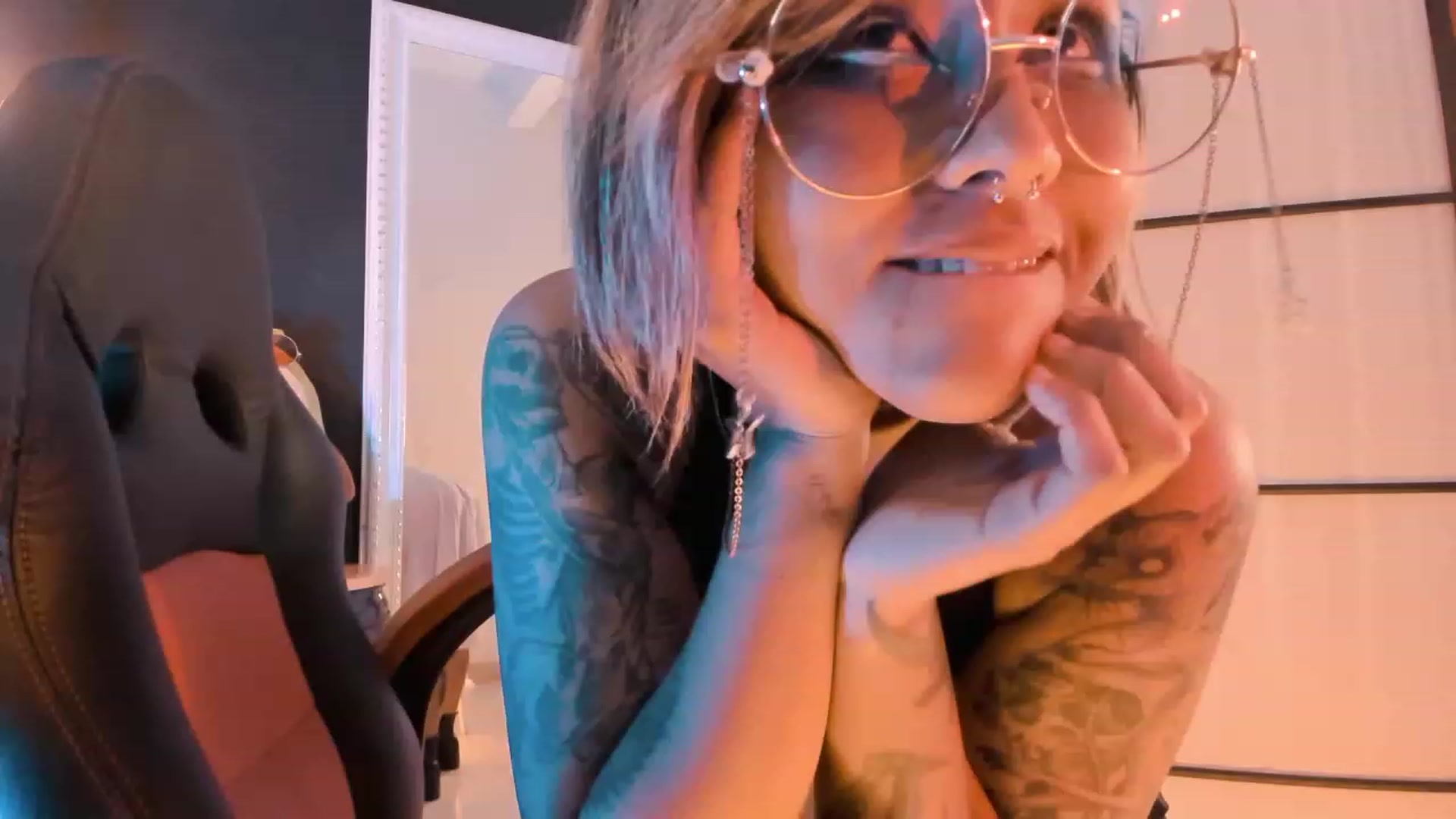 Gallery image thumbnail from AbraxxysRadio's myfreecams stream on, 07/08/2023, 01:45 image 3 of 20