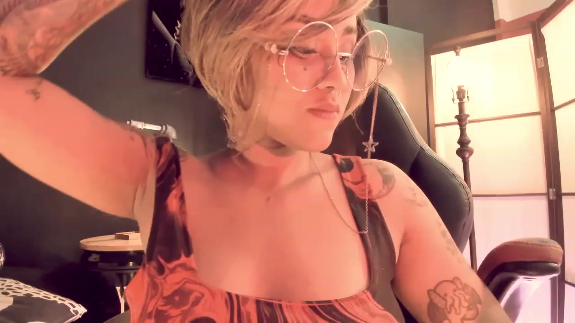 Gallery image thumbnail from AbraxxysRadio's myfreecams stream on, 07/09/2023, 19:11 image 11 of 20