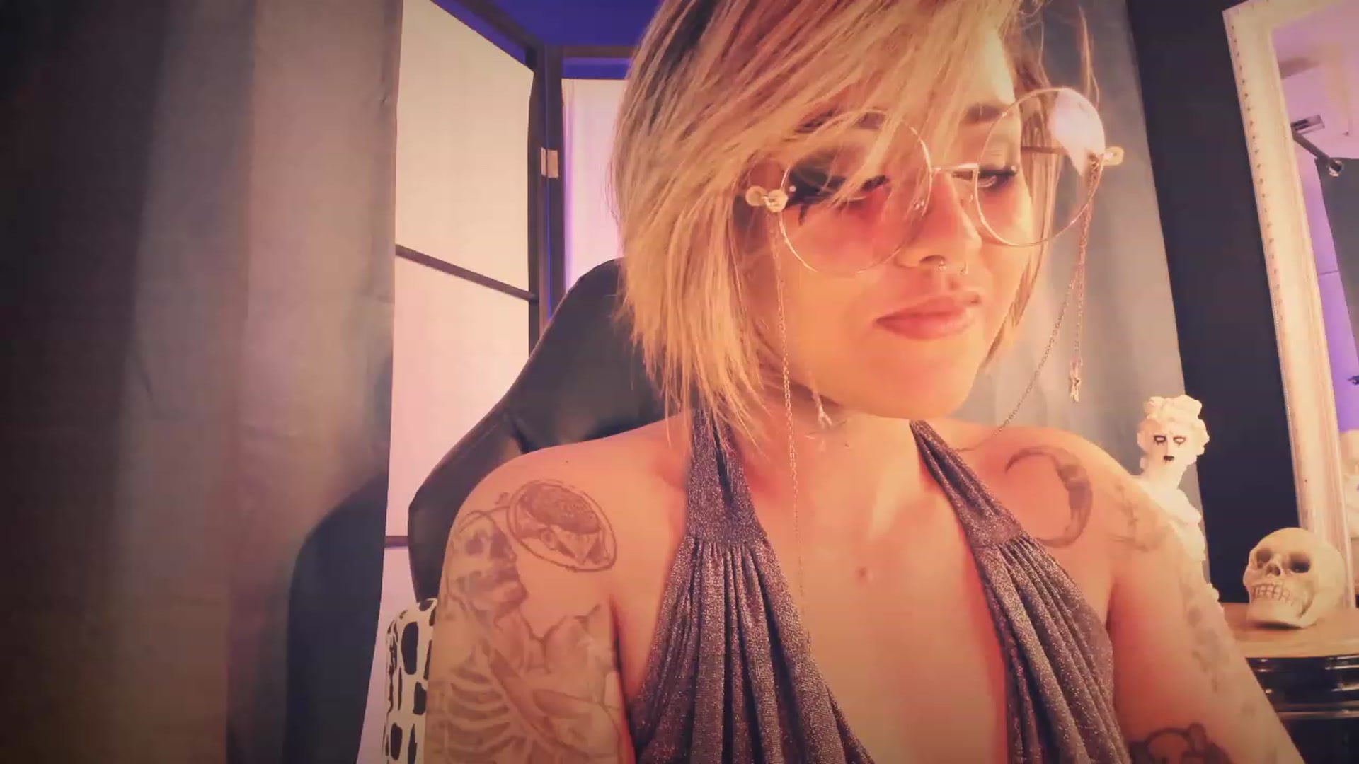 Gallery image thumbnail from AbraxxysRadio's myfreecams stream on, 07/16/2023, 17:10 image 20 of 20