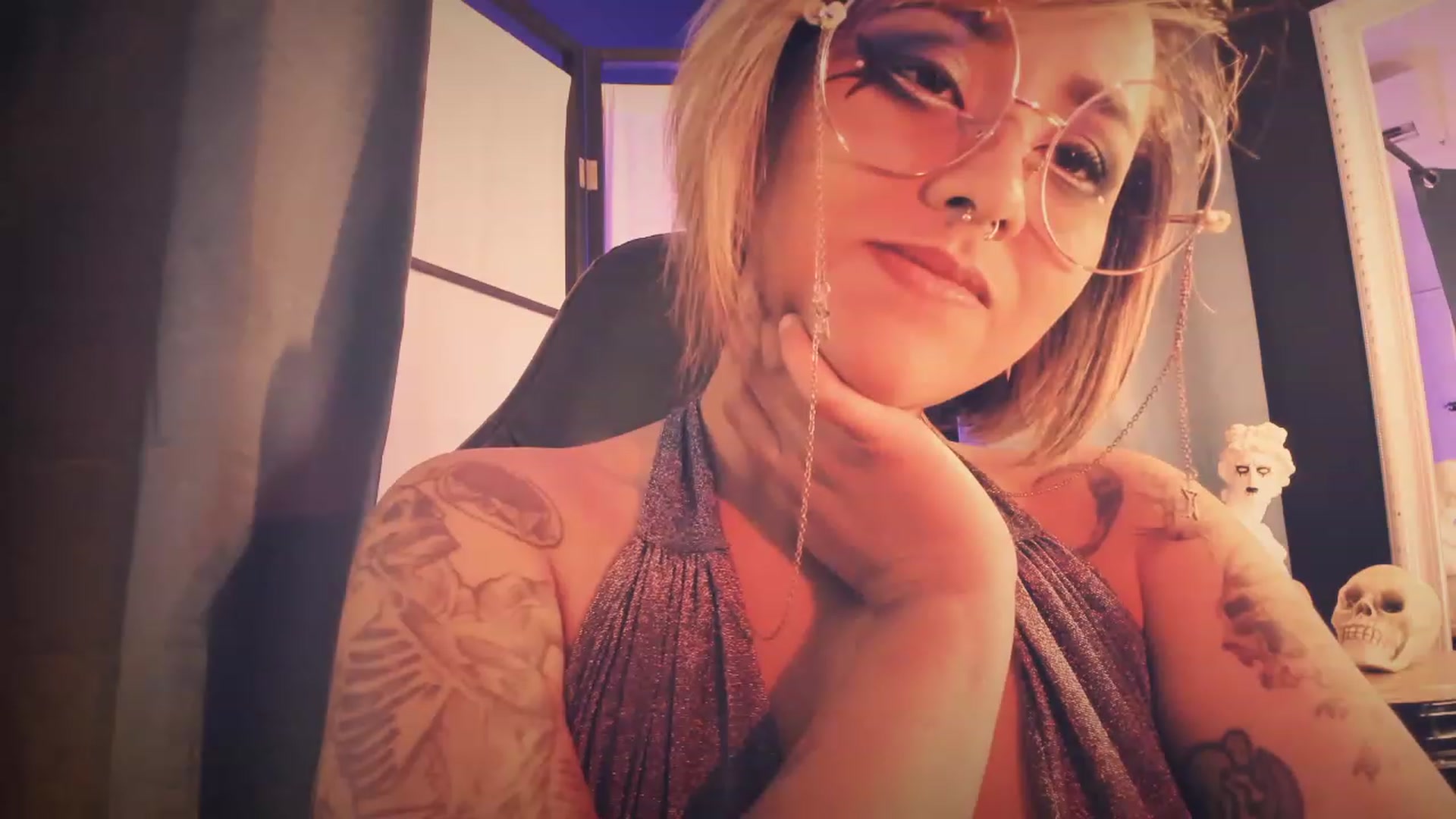 Gallery image thumbnail from AbraxxysRadio's myfreecams stream on, 07/16/2023, 17:10 image 13 of 20
