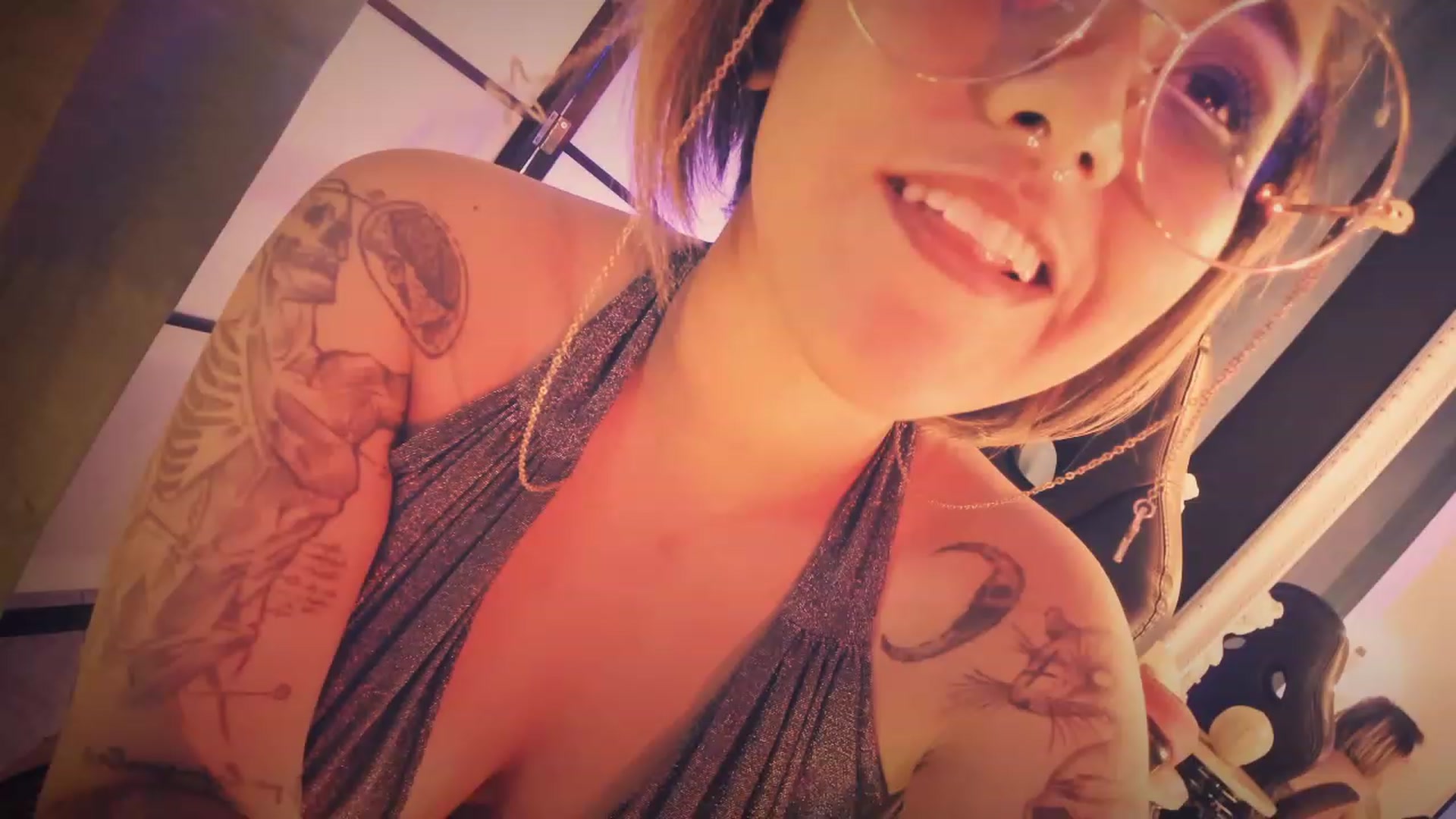 Gallery image thumbnail from AbraxxysRadio's myfreecams stream on, 07/16/2023, 17:10 image 2 of 20