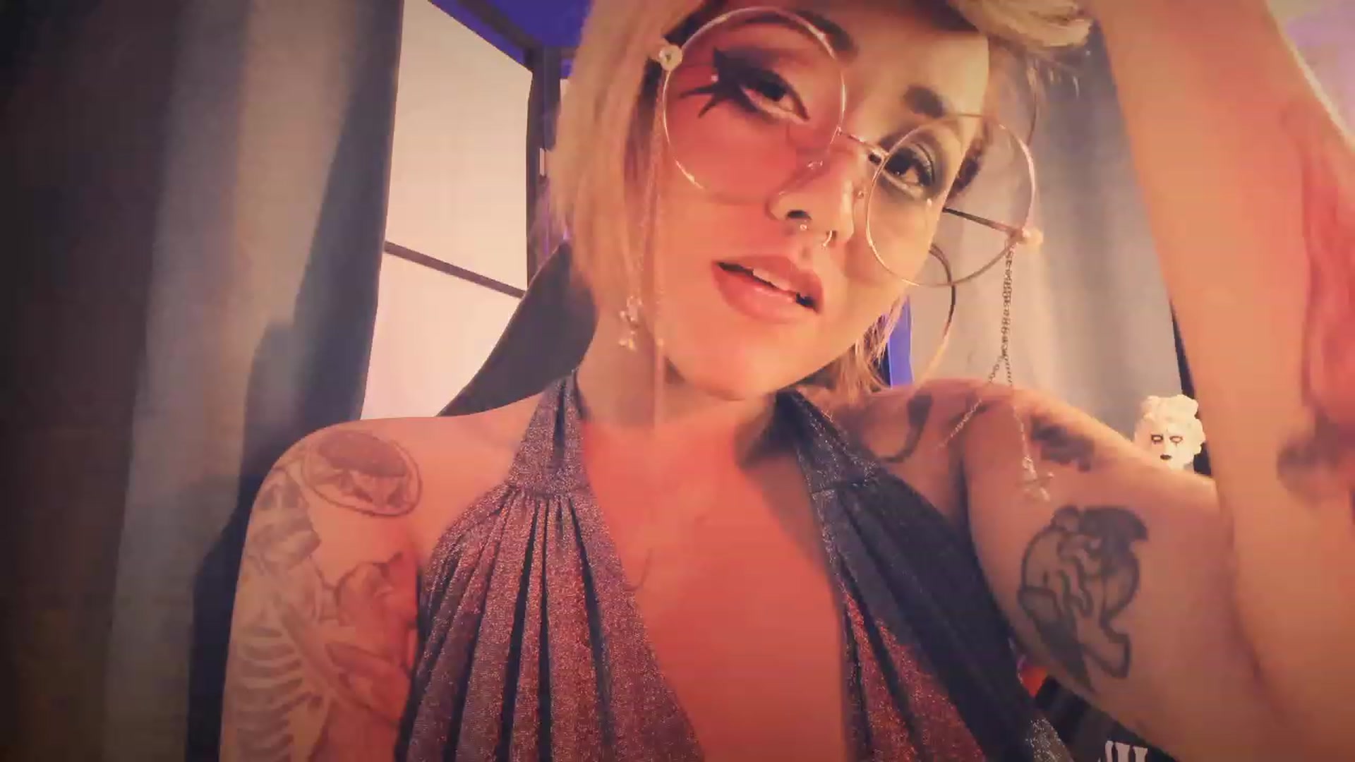 Gallery image thumbnail from AbraxxysRadio's myfreecams stream on, 07/16/2023, 17:10 image 9 of 20