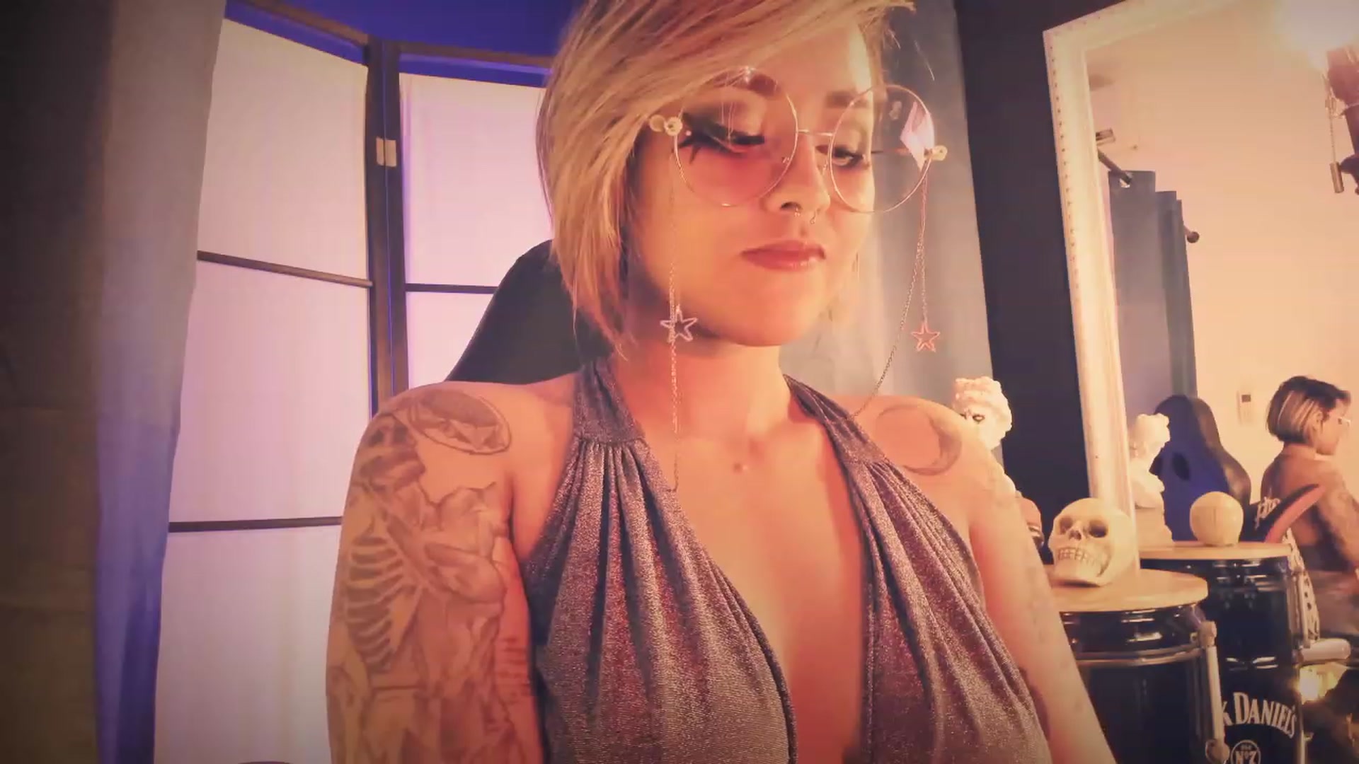 Gallery image thumbnail from AbraxxysRadio's myfreecams stream on, 07/16/2023, 18:32 image 19 of 20