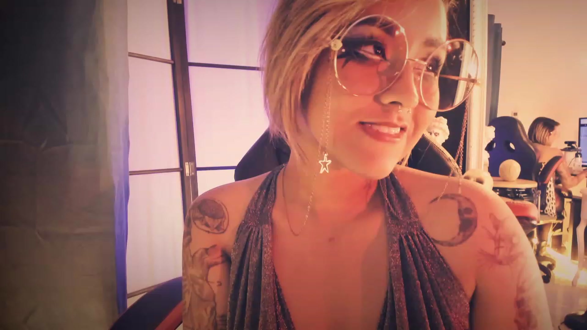 Gallery image thumbnail from AbraxxysRadio's myfreecams stream on, 07/16/2023, 20:14 image 2 of 20