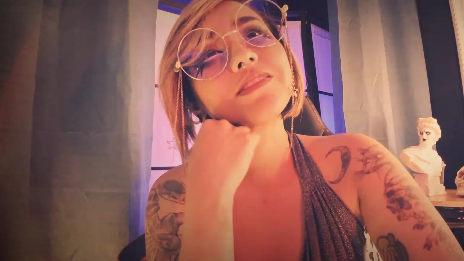 Gallery image thumbnail from AbraxxysRadio's myfreecams stream on, 07/16/2023, 20:14 image 7 of 20