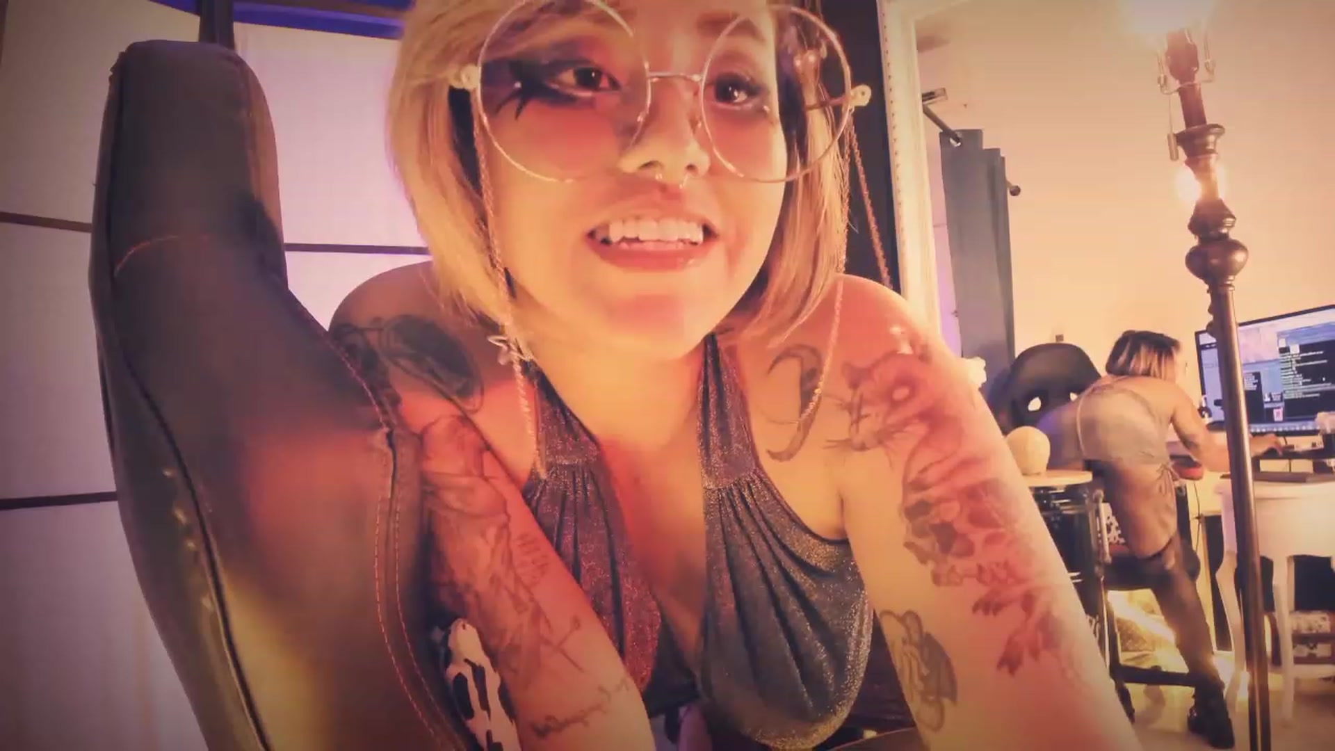 Gallery image thumbnail from AbraxxysRadio's myfreecams stream on, 07/16/2023, 20:14 image 19 of 20