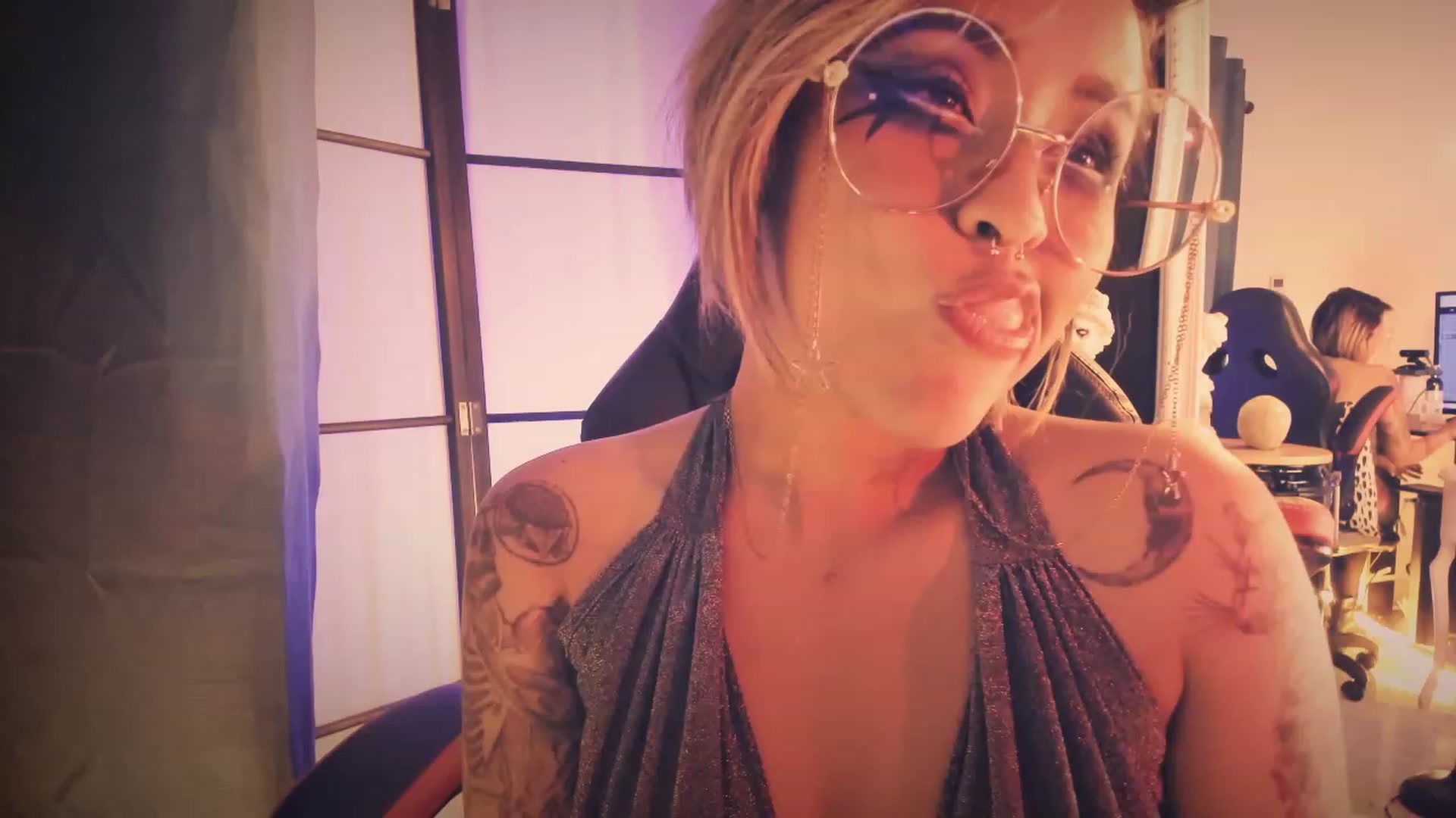 Gallery image thumbnail from AbraxxysRadio's myfreecams stream on, 07/16/2023, 20:14 image 1 of 20