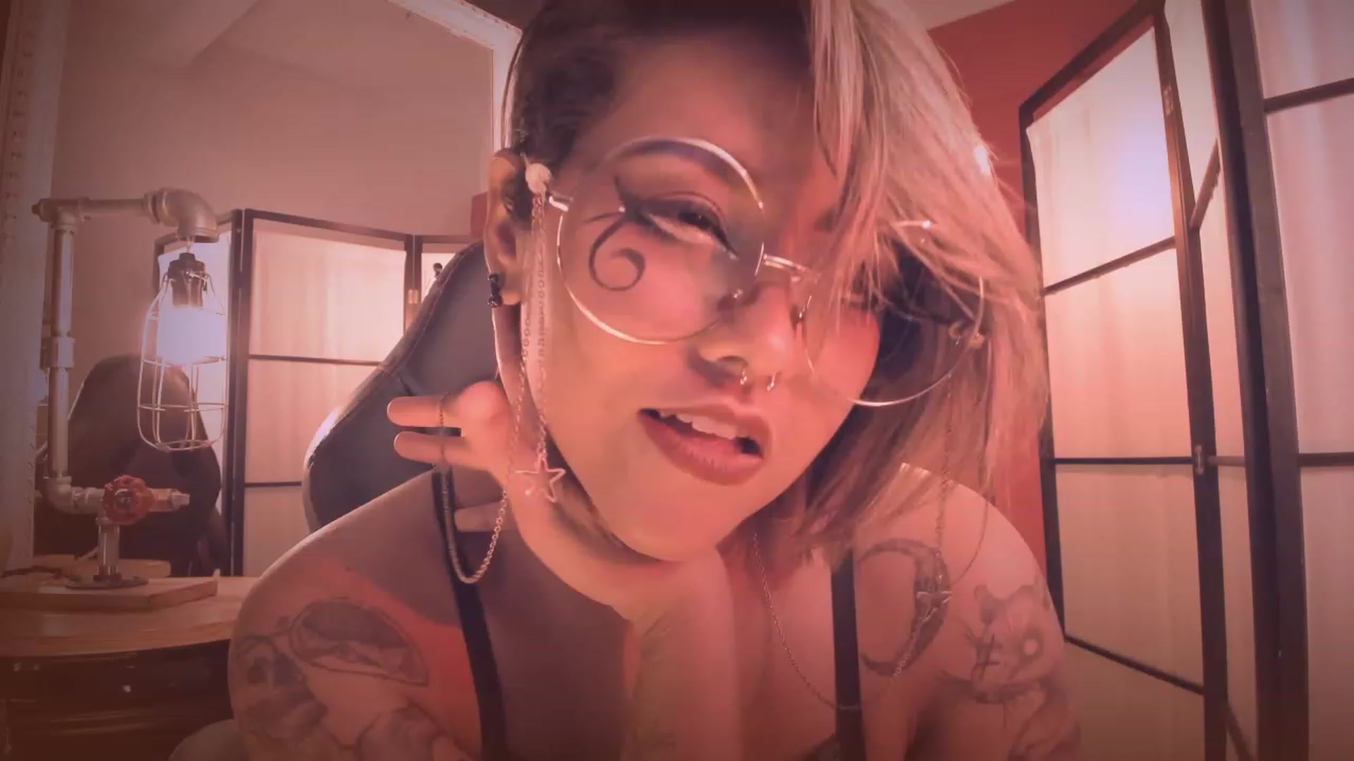Gallery image thumbnail from AbraxxysRadio's myfreecams stream on, 07/19/2023, 02:17 image 19 of 20
