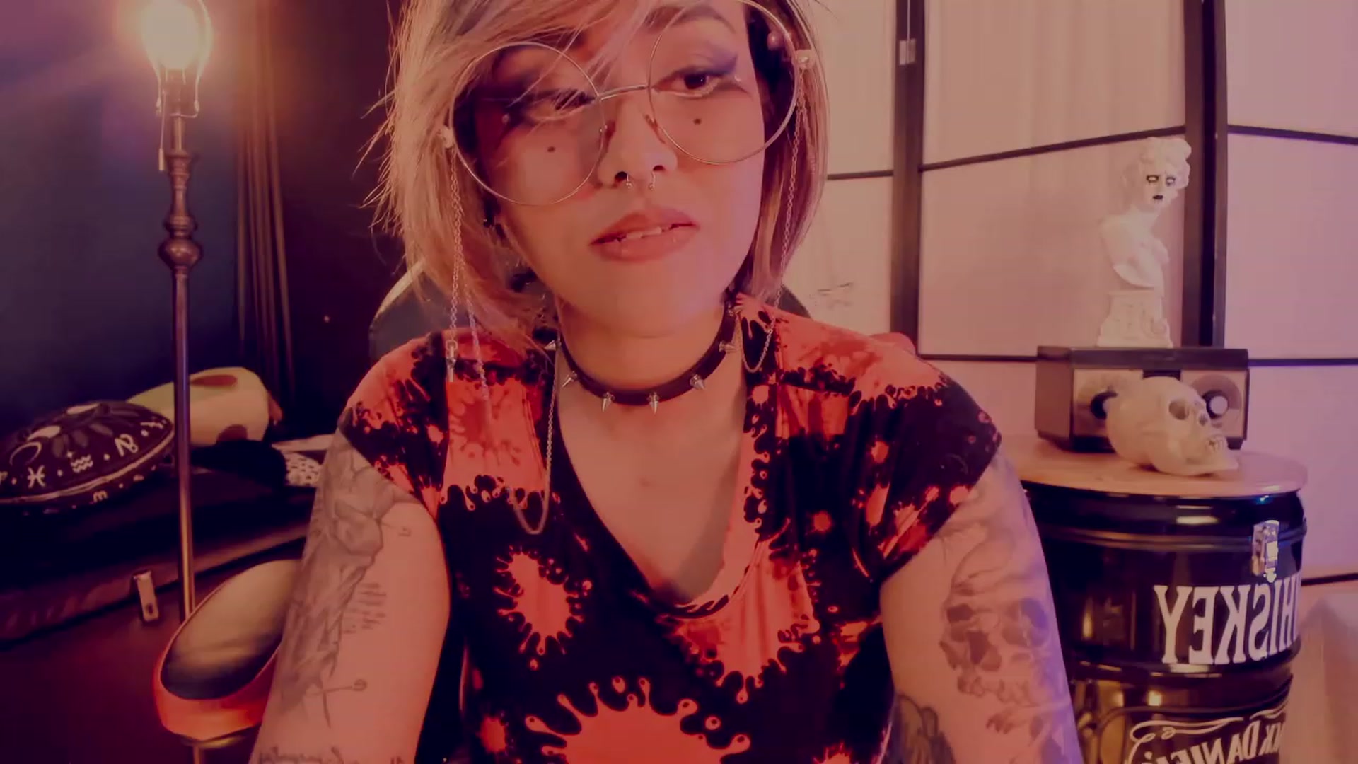 Gallery image thumbnail from AbraxxysRadio's myfreecams stream on, 07/20/2023, 21:10 image 18 of 20