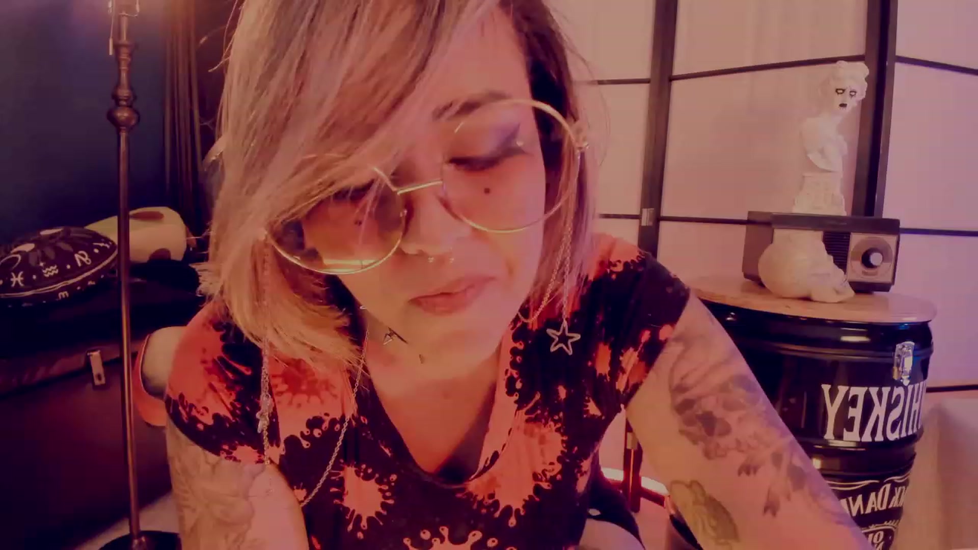 Gallery image thumbnail from AbraxxysRadio's myfreecams stream on, 07/20/2023, 21:10 image 4 of 20
