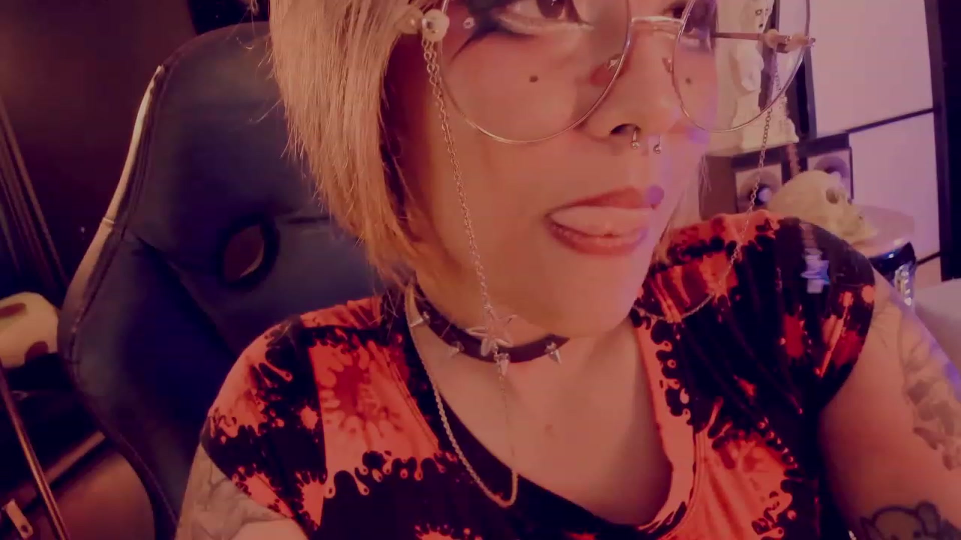 Gallery image thumbnail from AbraxxysRadio's myfreecams stream on, 07/20/2023, 21:10 image 11 of 20