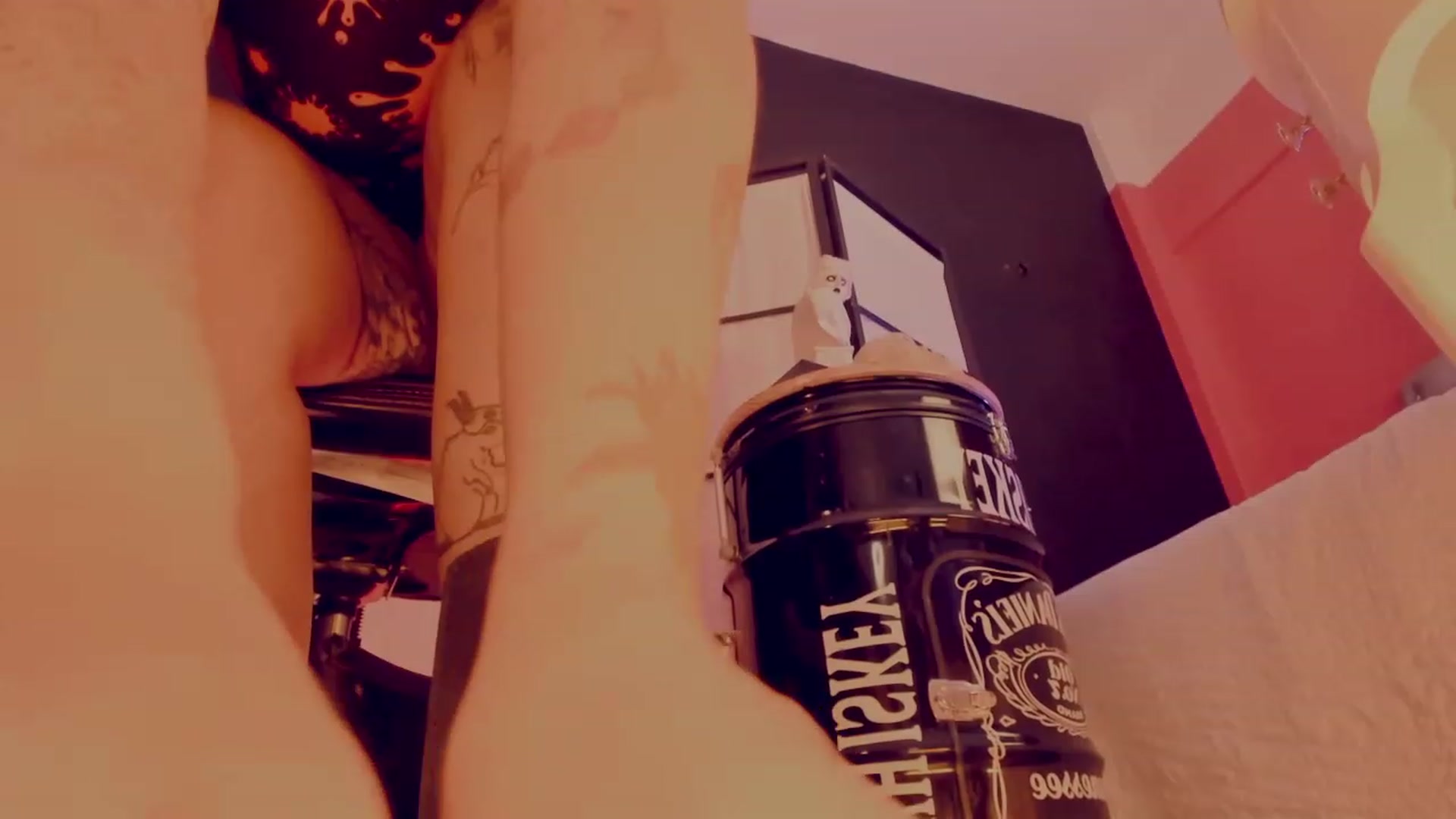 Gallery image thumbnail from AbraxxysRadio's myfreecams stream on, 07/20/2023, 21:33 image 17 of 20