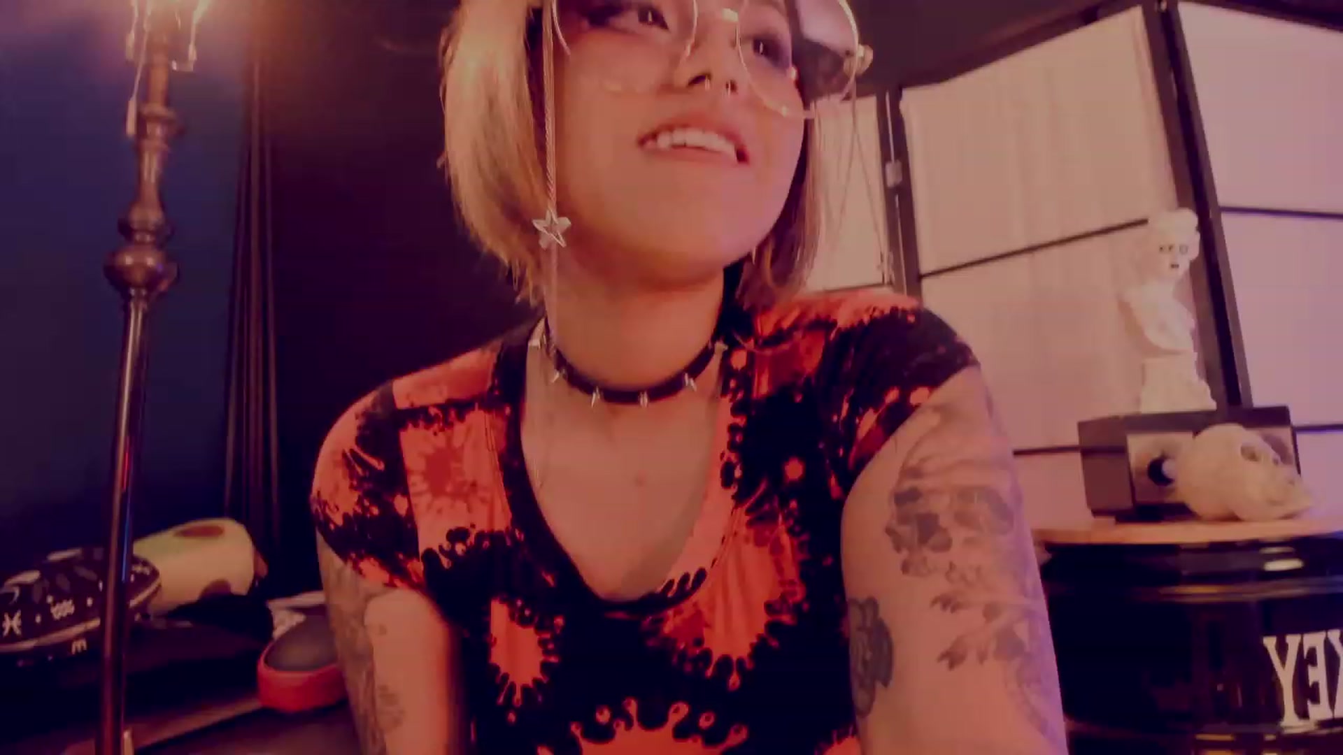 Gallery image thumbnail from AbraxxysRadio's myfreecams stream on, 07/20/2023, 21:33 image 14 of 20