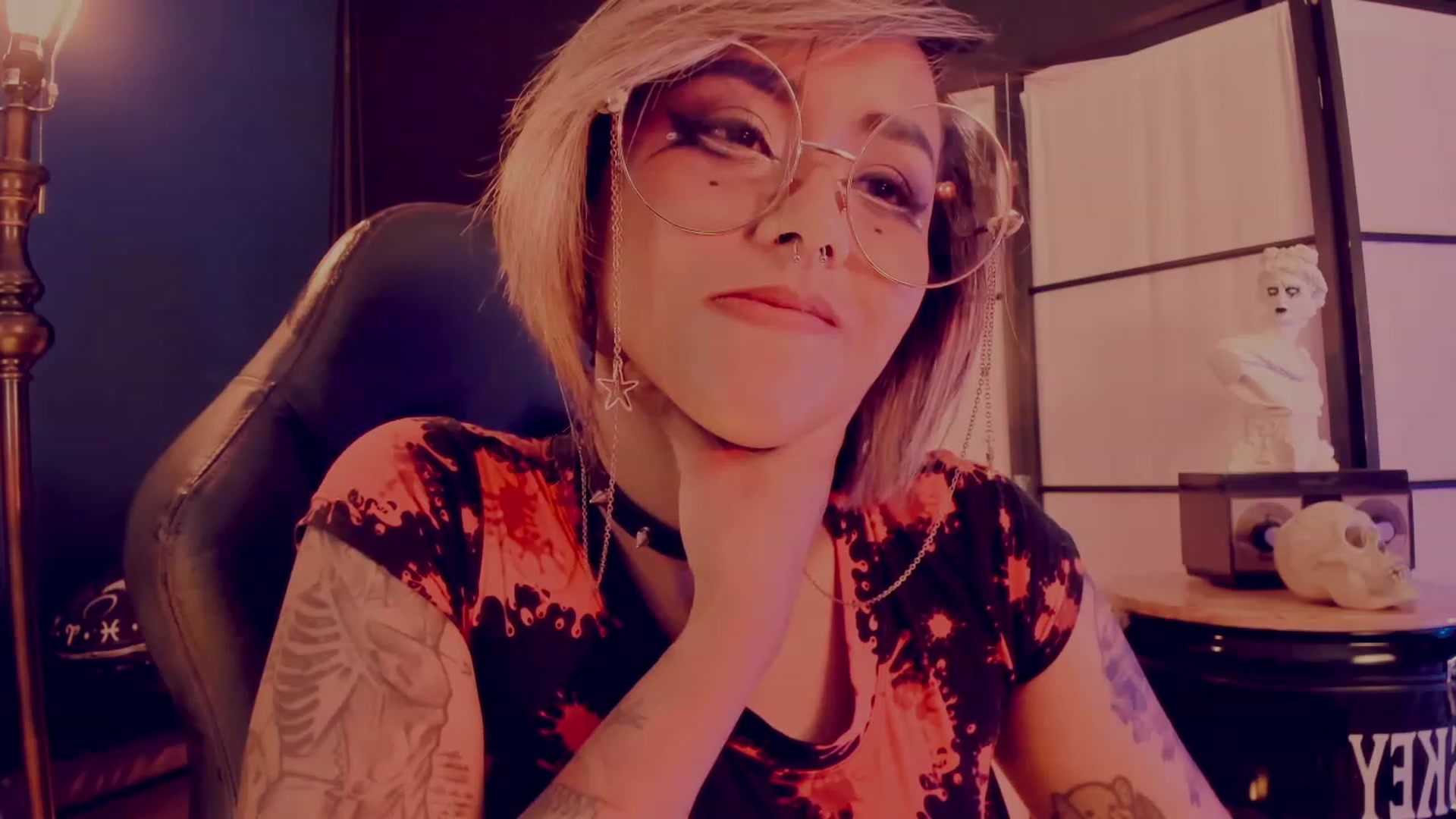 Gallery image thumbnail from AbraxxysRadio's myfreecams stream on, 07/21/2023, 01:47 image 10 of 20
