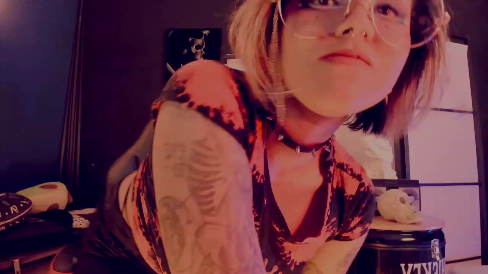 Gallery image thumbnail from AbraxxysRadio's myfreecams stream on, 07/21/2023, 01:47 image 5 of 20