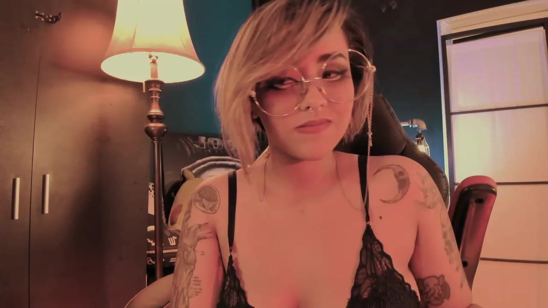 Gallery image thumbnail from AbraxxysRadio's myfreecams stream on, 07/21/2023, 23:22 image 5 of 20