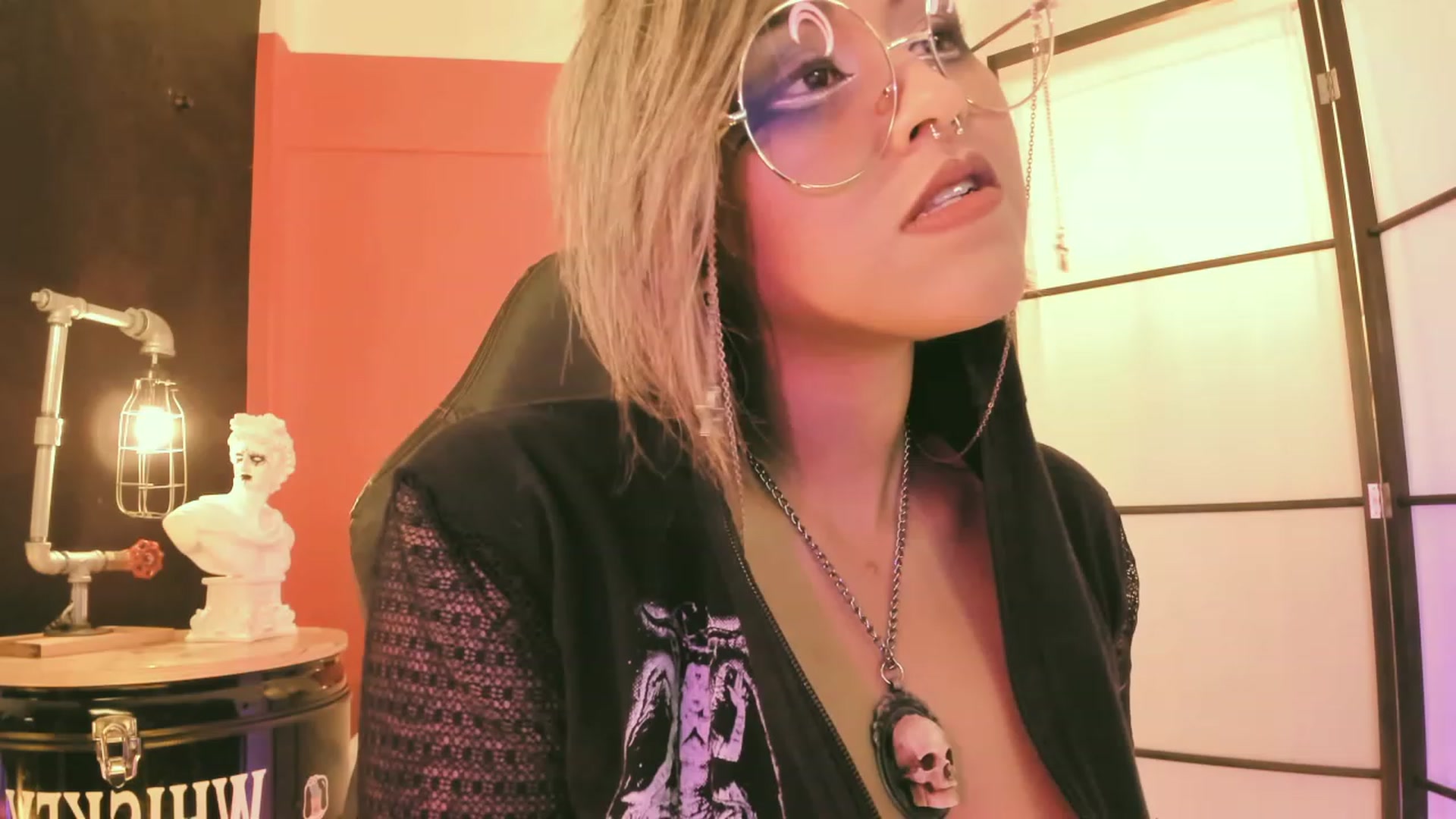 Gallery image thumbnail from AbraxxysRadio's myfreecams stream on, 07/22/2023, 16:01 image 13 of 20