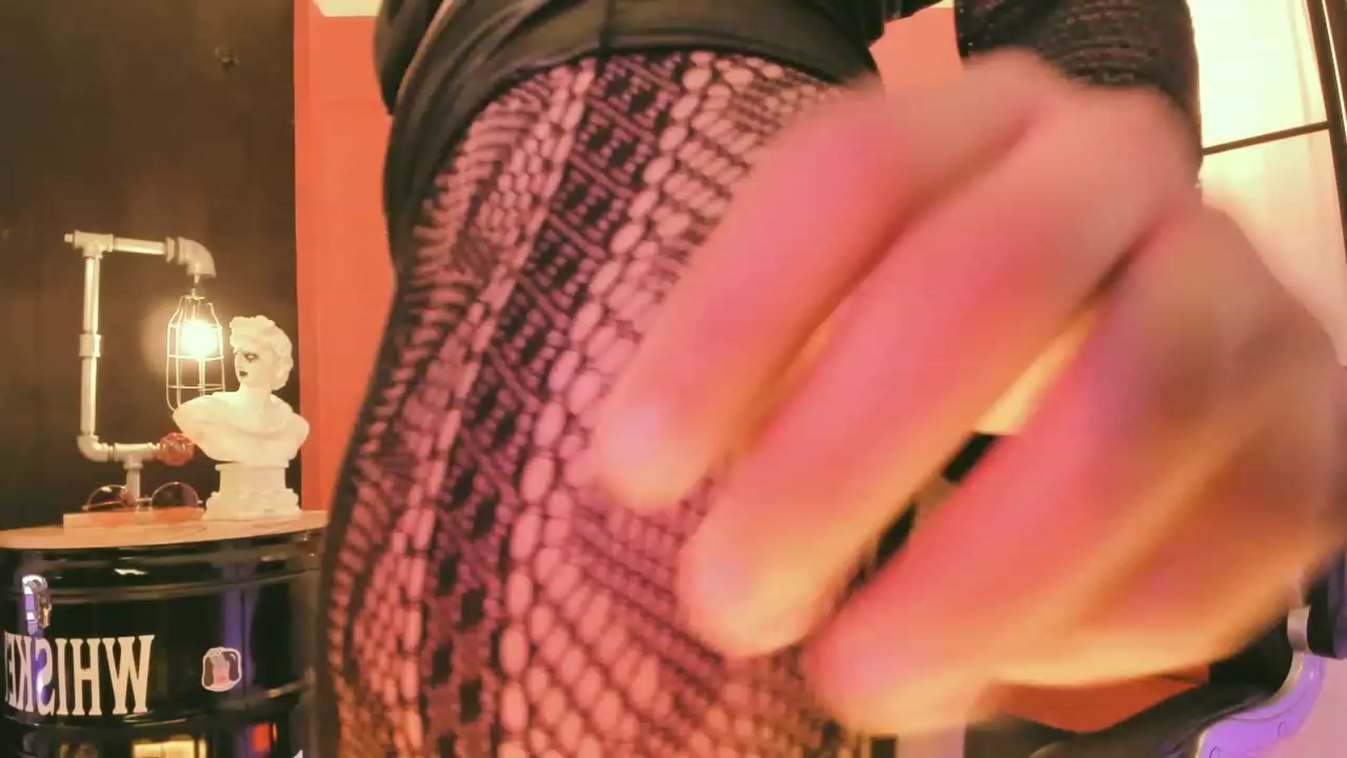 Gallery image thumbnail from AbraxxysRadio's myfreecams stream on, 07/22/2023, 21:31 image 11 of 20
