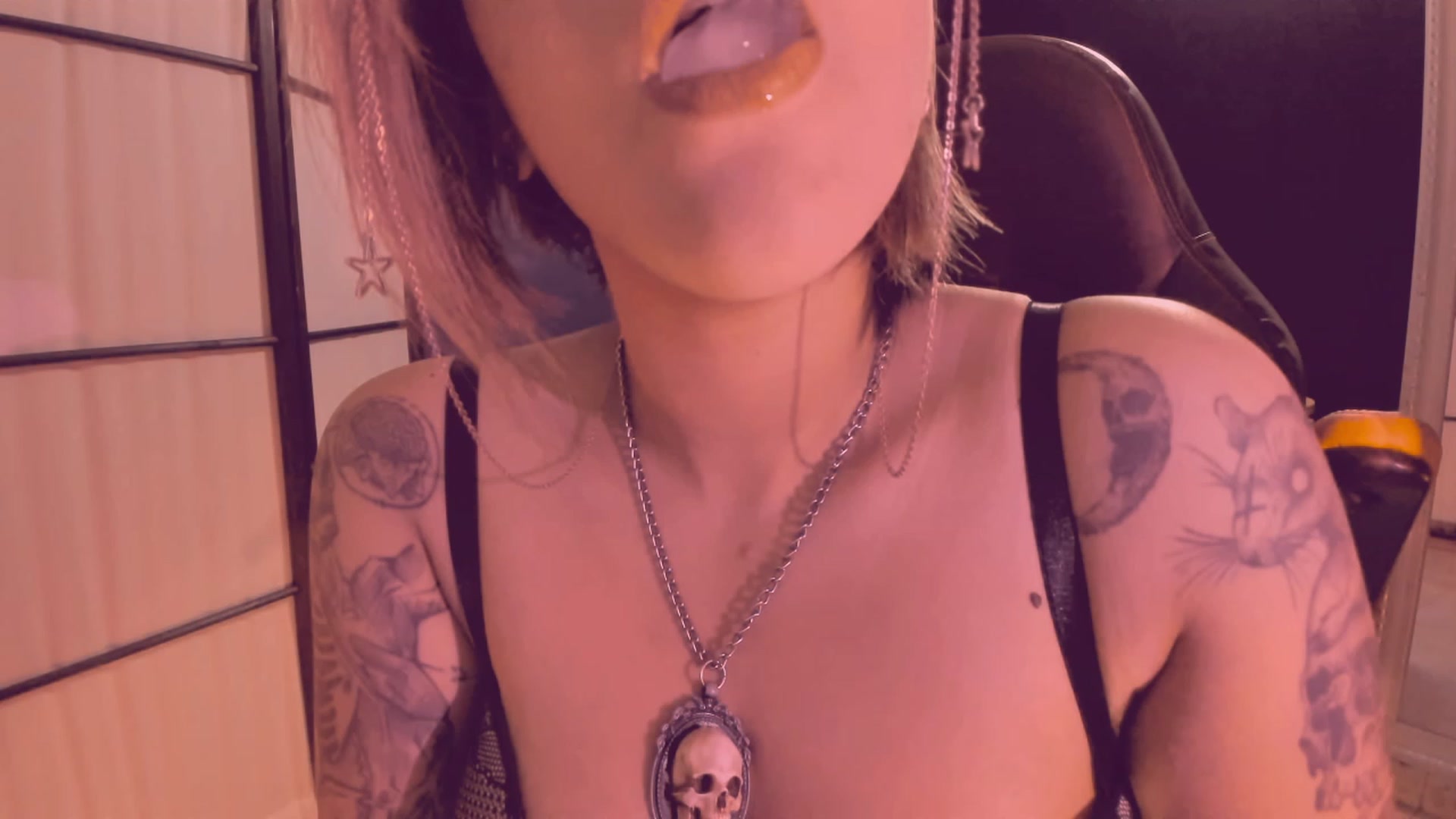 Gallery image thumbnail from AbraxxysRadio's myfreecams stream on, 07/25/2023, 23:53 image 11 of 20