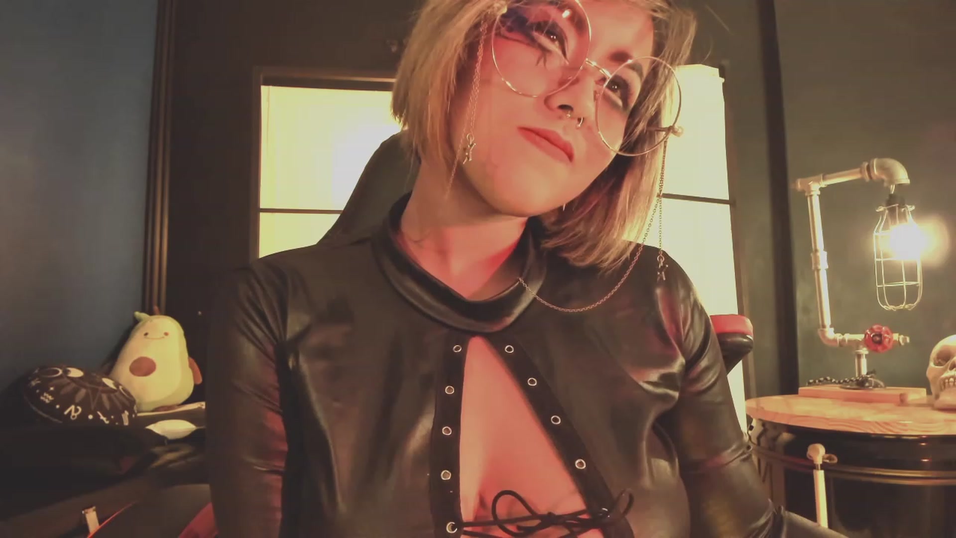 Gallery image thumbnail from AbraxxysRadio's myfreecams stream on, 07/29/2023, 01:34 image 16 of 20