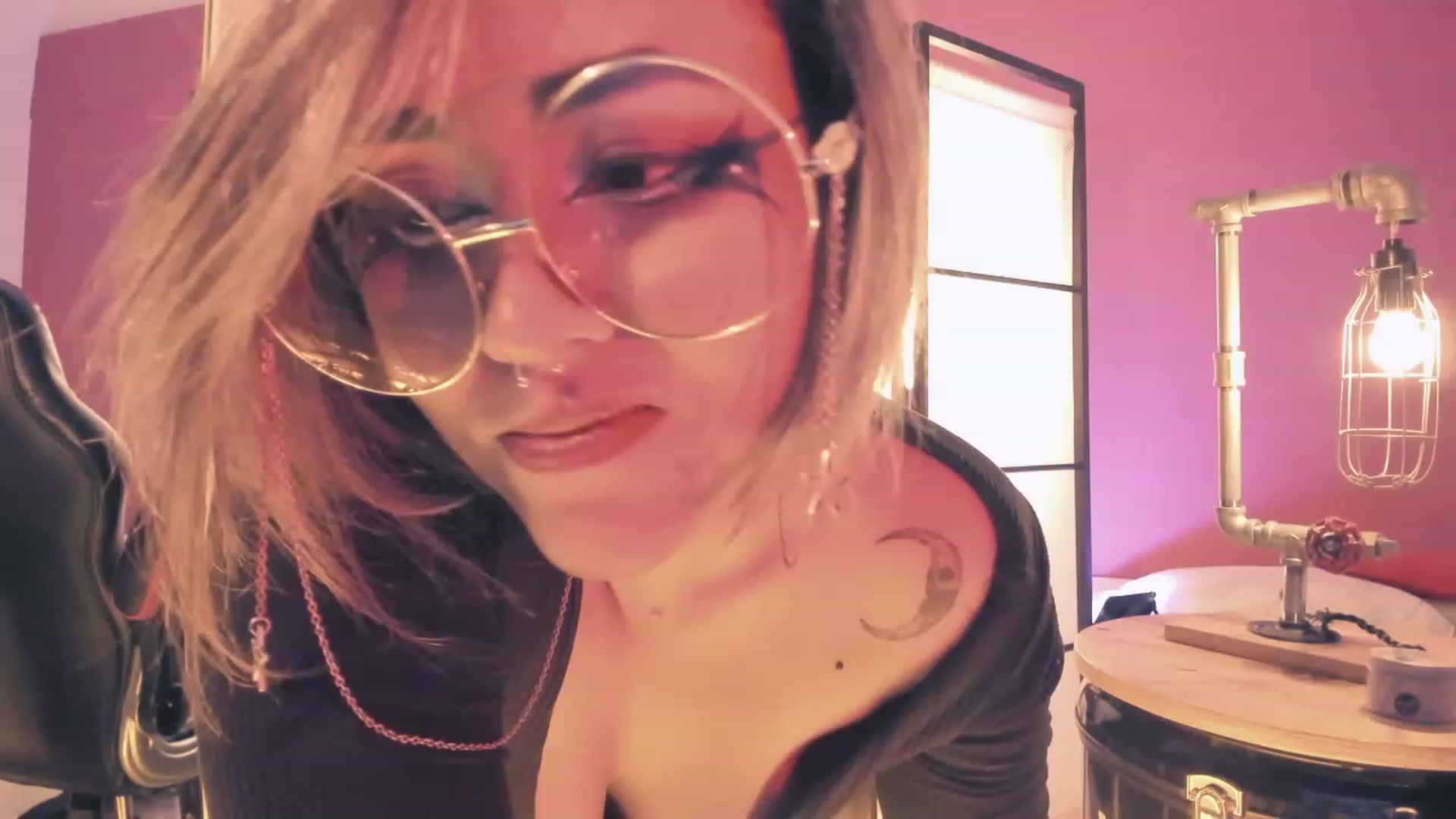 Gallery image thumbnail from AbraxxysRadio's myfreecams stream on, 08/01/2023, 02:09 image 15 of 20