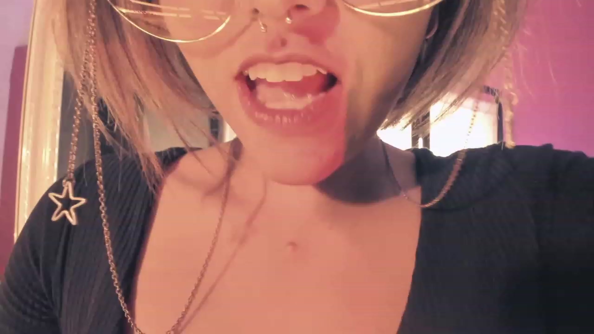 Gallery image thumbnail from AbraxxysRadio's myfreecams stream on, 08/01/2023, 02:09 image 11 of 20