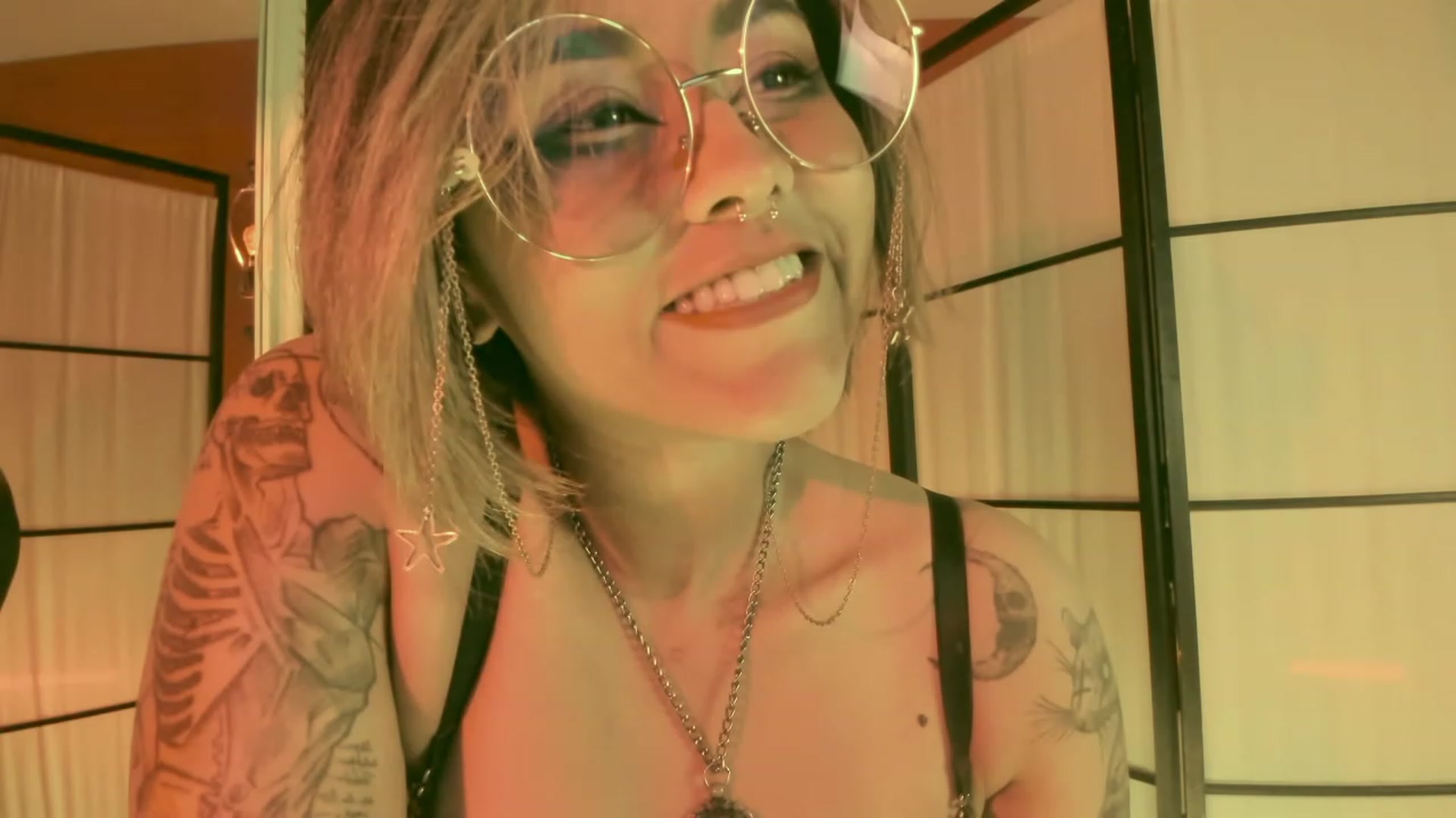 Gallery image thumbnail from AbraxxysRadio's myfreecams stream on, 08/03/2023, 24:57 image 15 of 20