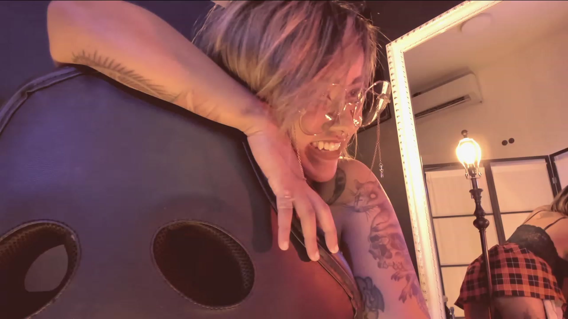 Gallery image thumbnail from AbraxxysRadio's myfreecams stream on, 08/04/2023, 24:32 image 4 of 20