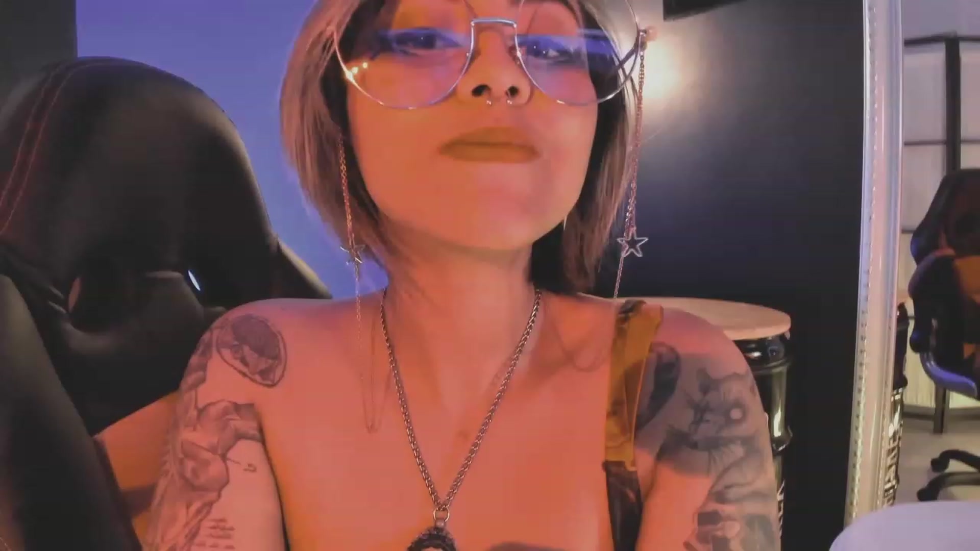 Gallery image thumbnail from AbraxxysRadio's myfreecams stream on, 08/09/2023, 24:01 image 13 of 20
