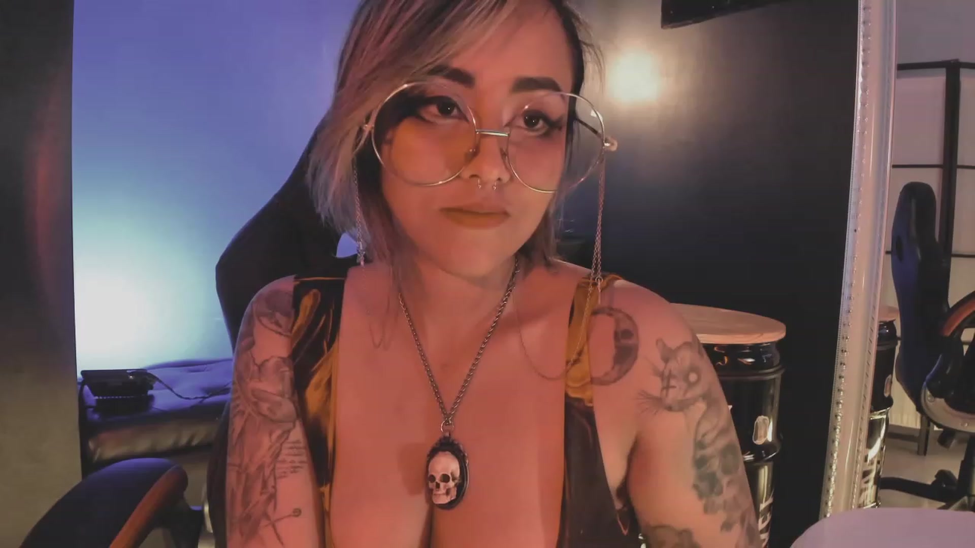 Gallery image thumbnail from AbraxxysRadio's myfreecams stream on, 08/09/2023, 24:54 image 1 of 20