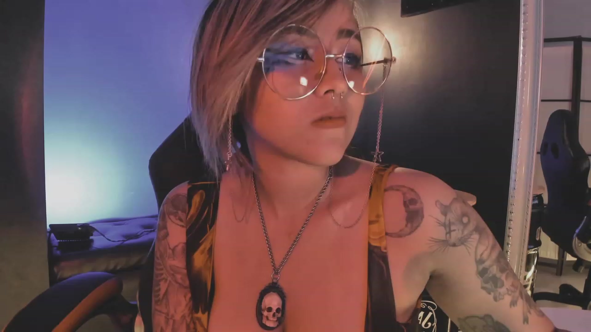 Gallery image thumbnail from AbraxxysRadio's myfreecams stream on, 08/09/2023, 24:54 image 5 of 20