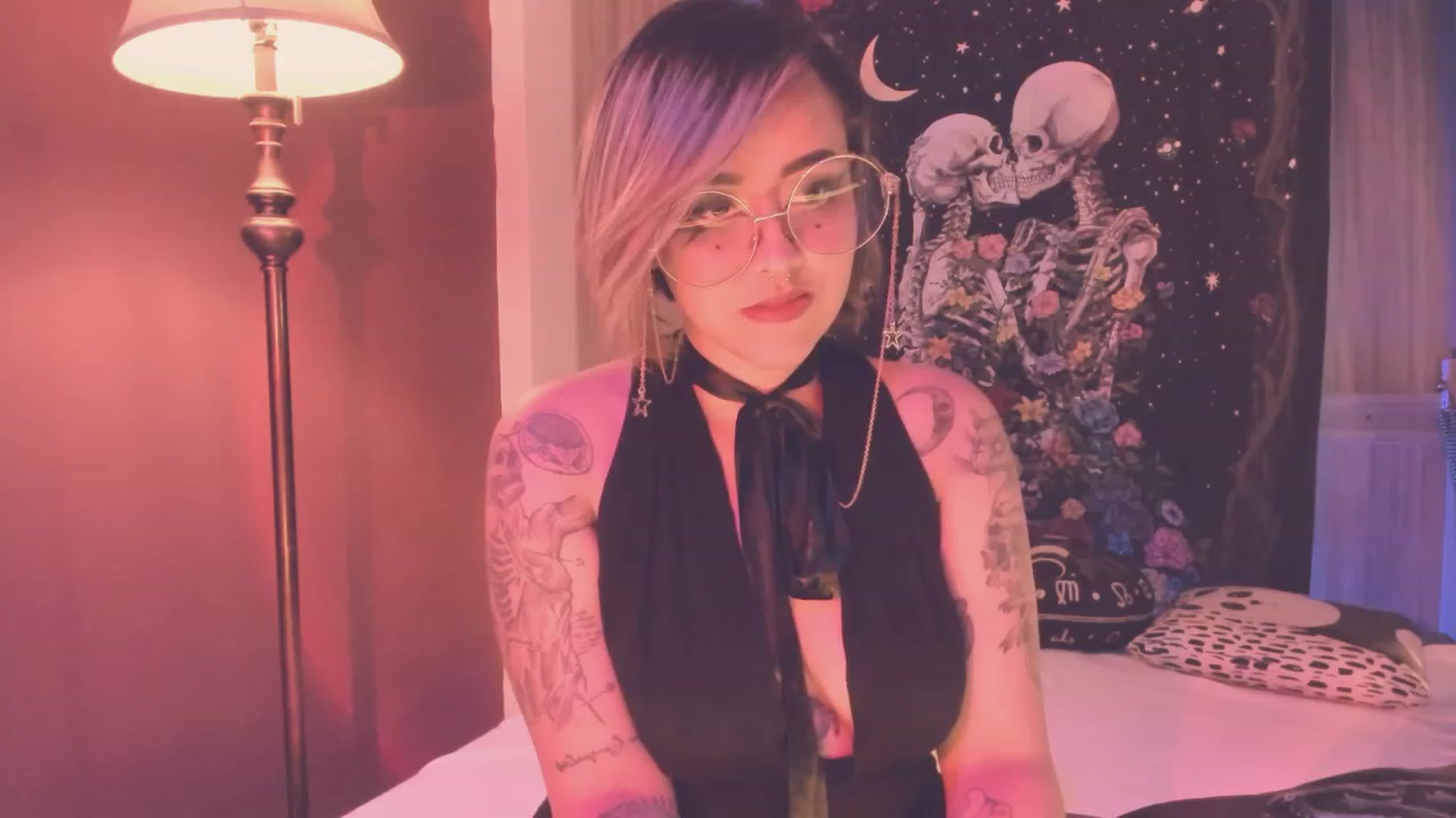 Gallery image thumbnail from AbraxxysRadio's myfreecams stream on, 08/24/2023, 23:40 image 13 of 20