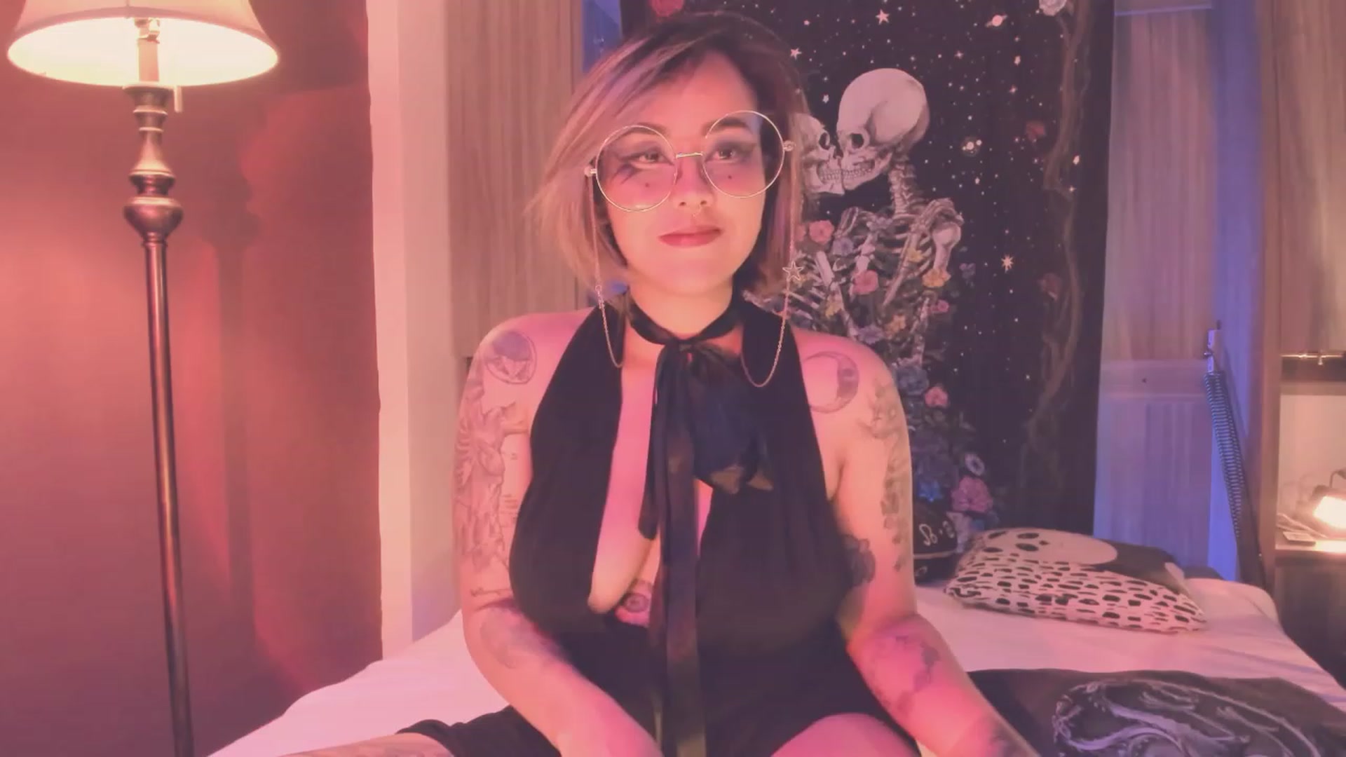 Gallery image thumbnail from AbraxxysRadio's myfreecams stream on, 08/24/2023, 23:40 image 1 of 20