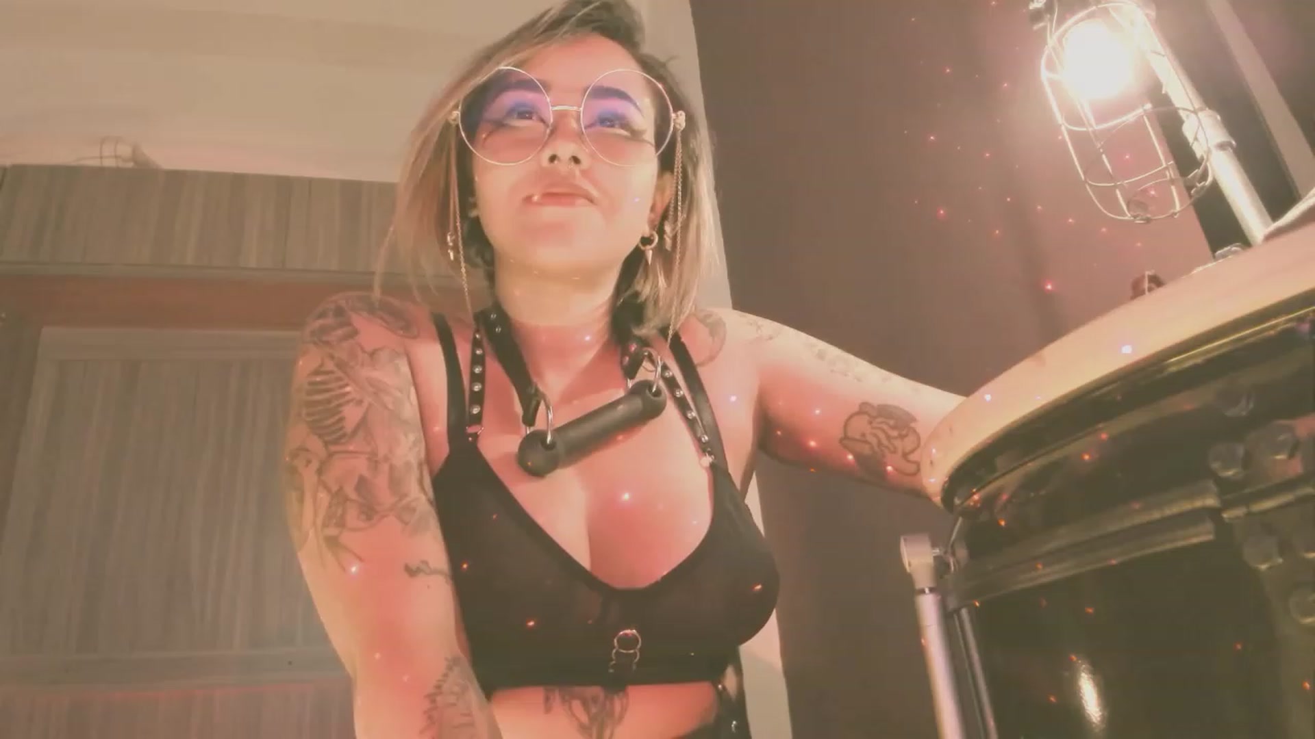 Gallery image thumbnail from AbraxxysRadio's myfreecams stream on, 08/26/2023, 24:16 image 19 of 20