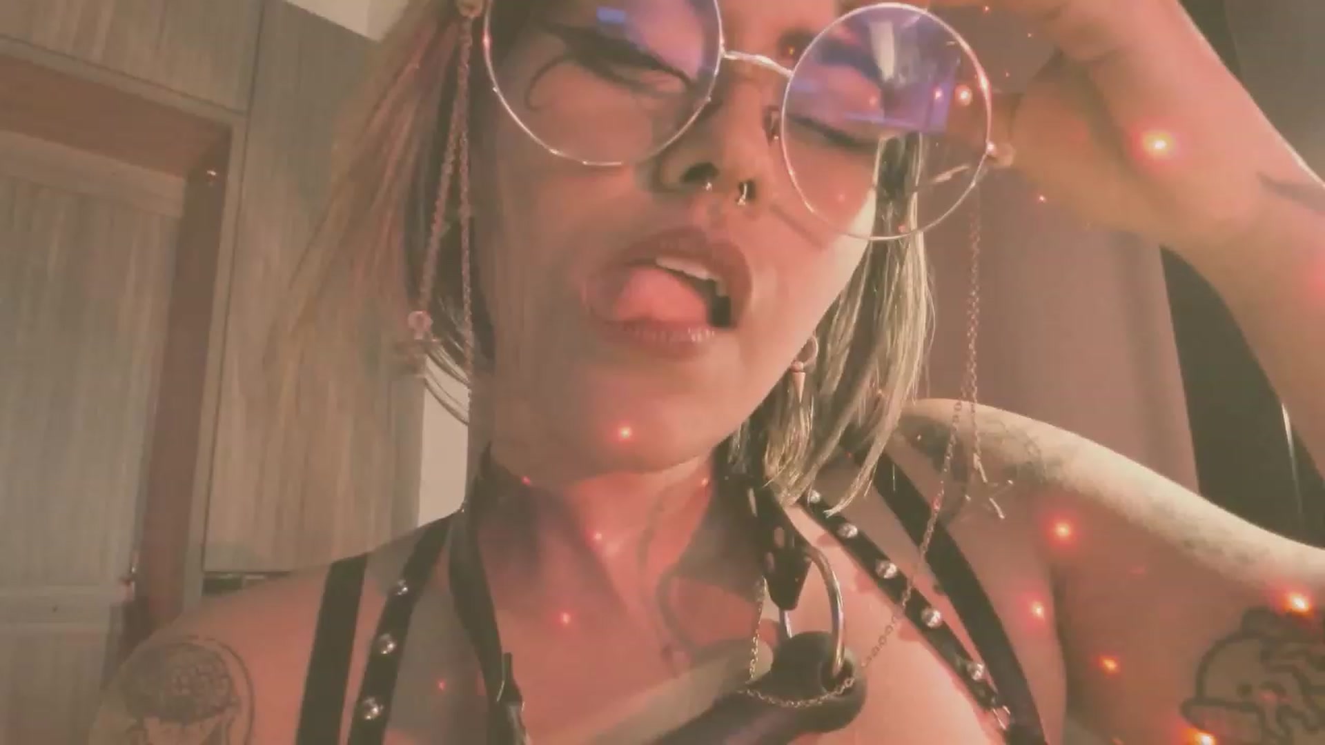 Gallery image thumbnail from AbraxxysRadio's myfreecams stream on, 08/26/2023, 02:22 image 5 of 20