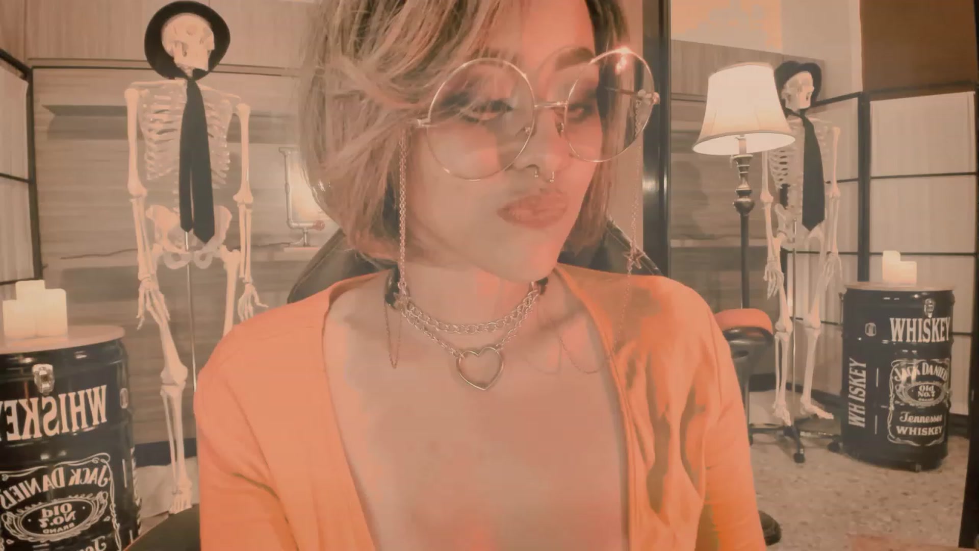 Gallery image thumbnail from AbraxxysRadio's myfreecams stream on, 09/02/2023, 02:32 image 2 of 20