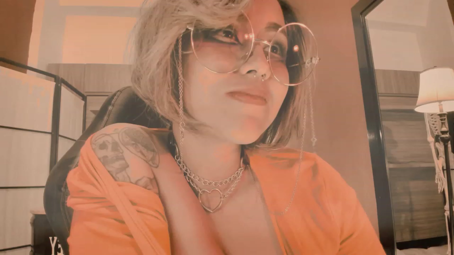 Gallery image thumbnail from AbraxxysRadio's myfreecams stream on, 09/02/2023, 02:32 image 15 of 20