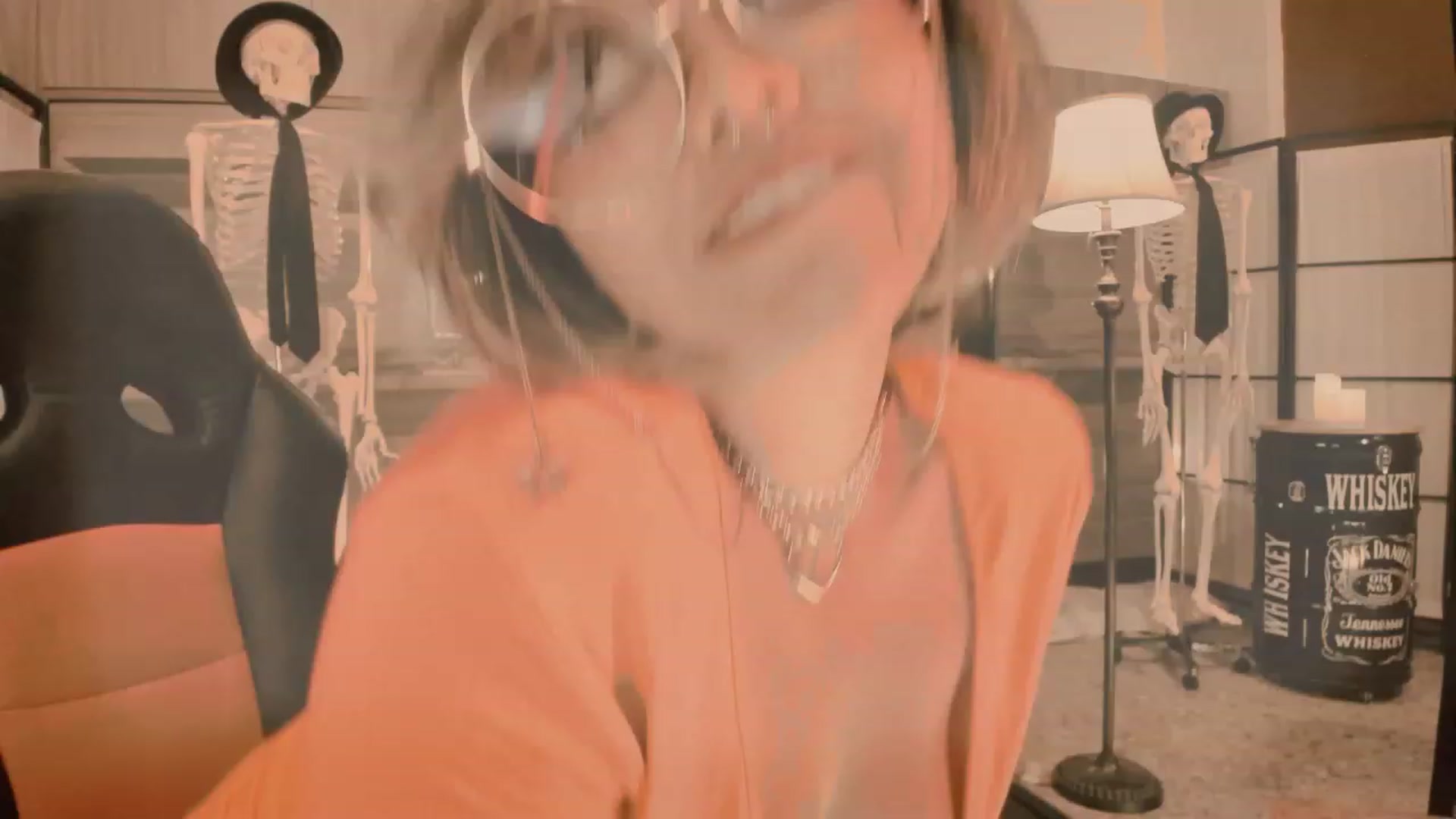 Gallery image thumbnail from AbraxxysRadio's myfreecams stream on, 09/02/2023, 02:32 image 4 of 20
