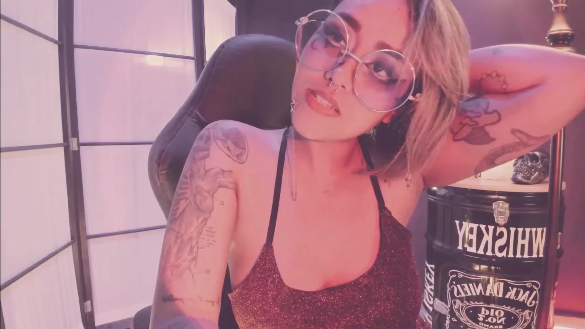 Gallery image thumbnail from AbraxxysRadio's myfreecams stream on, 09/10/2023, 19:21 image 20 of 20