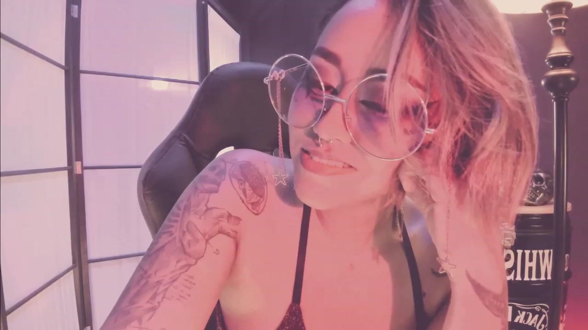 Gallery image thumbnail from AbraxxysRadio's myfreecams stream on, 09/10/2023, 20:05 image 6 of 20