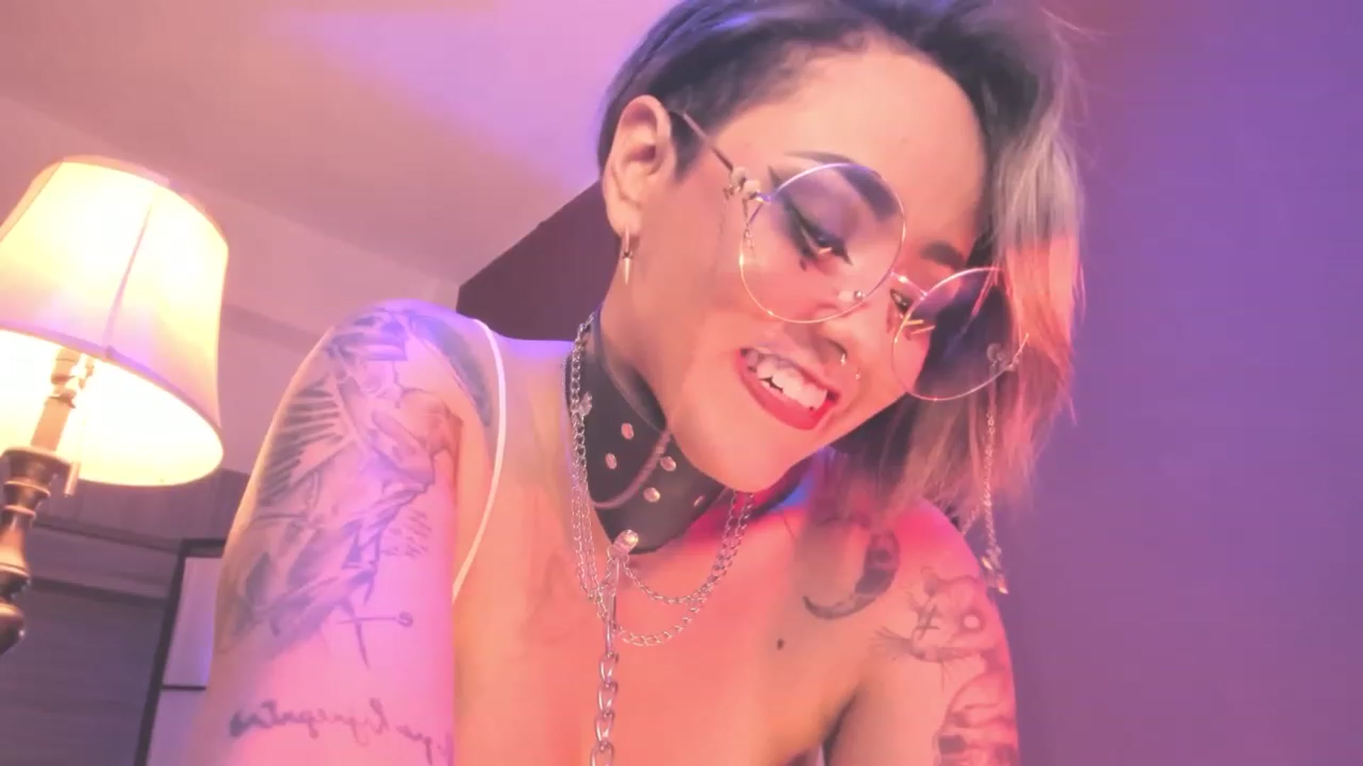 Gallery image thumbnail from AbraxxysRadio's myfreecams stream on, 09/12/2023, 24:00 image 20 of 20