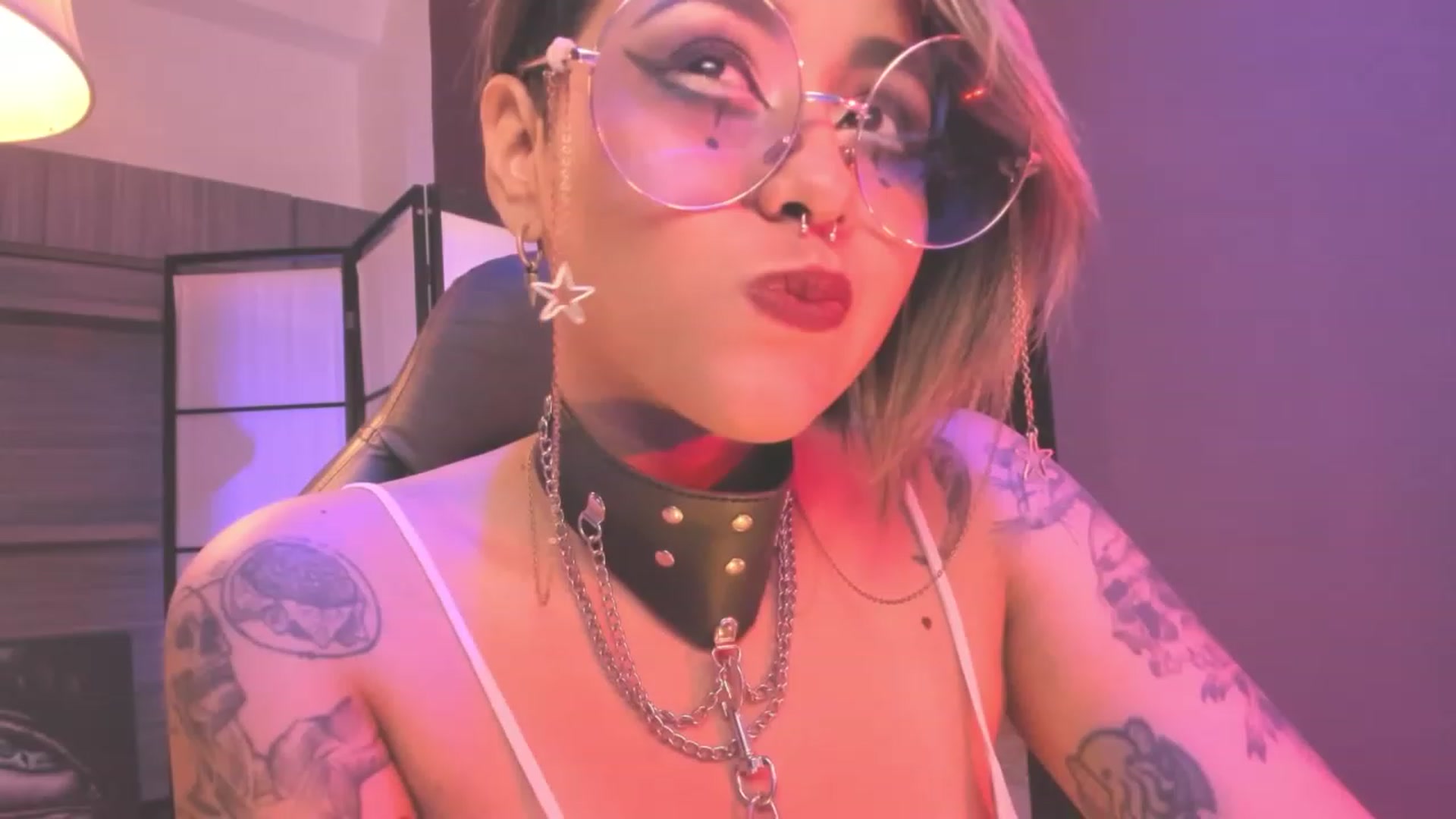 Gallery image thumbnail from AbraxxysRadio's myfreecams stream on, 09/12/2023, 24:46 image 17 of 20