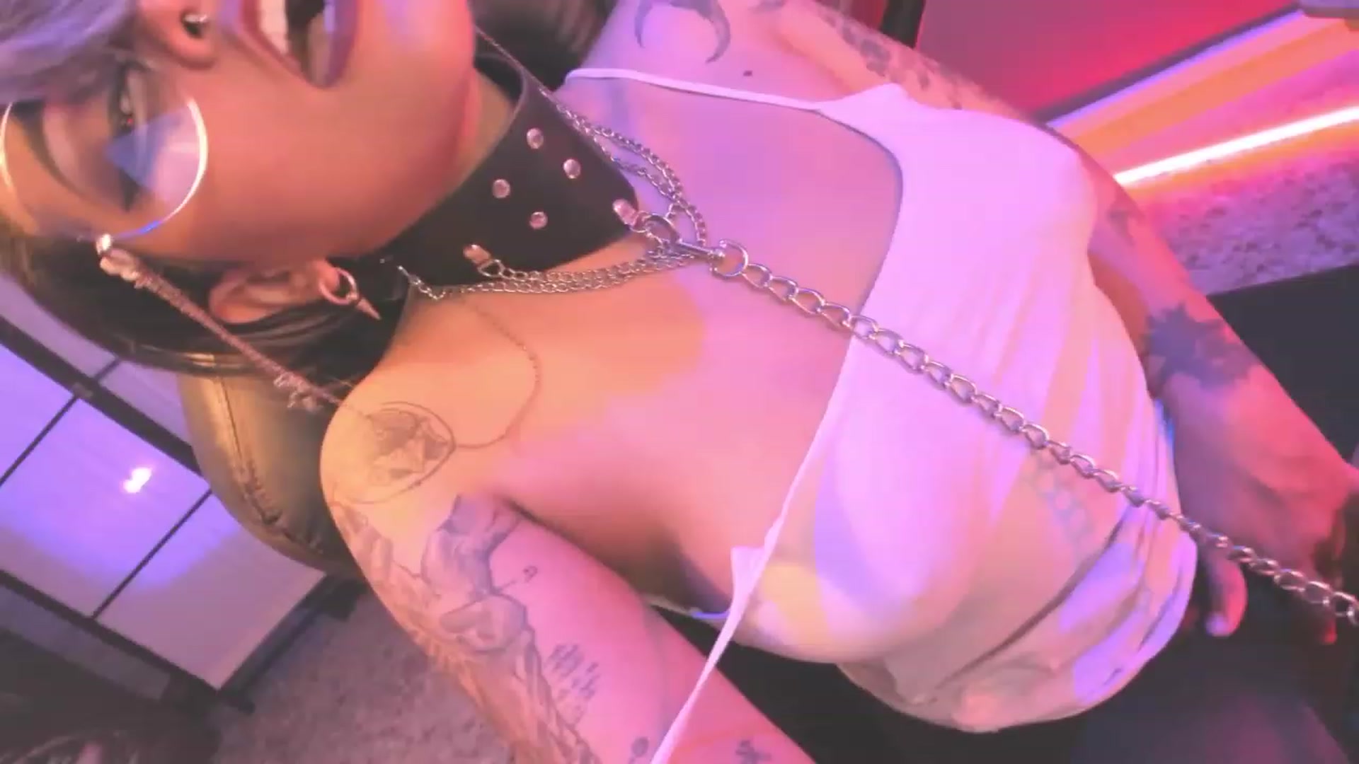 Gallery image thumbnail from AbraxxysRadio's myfreecams stream on, 09/12/2023, 24:46 image 3 of 20