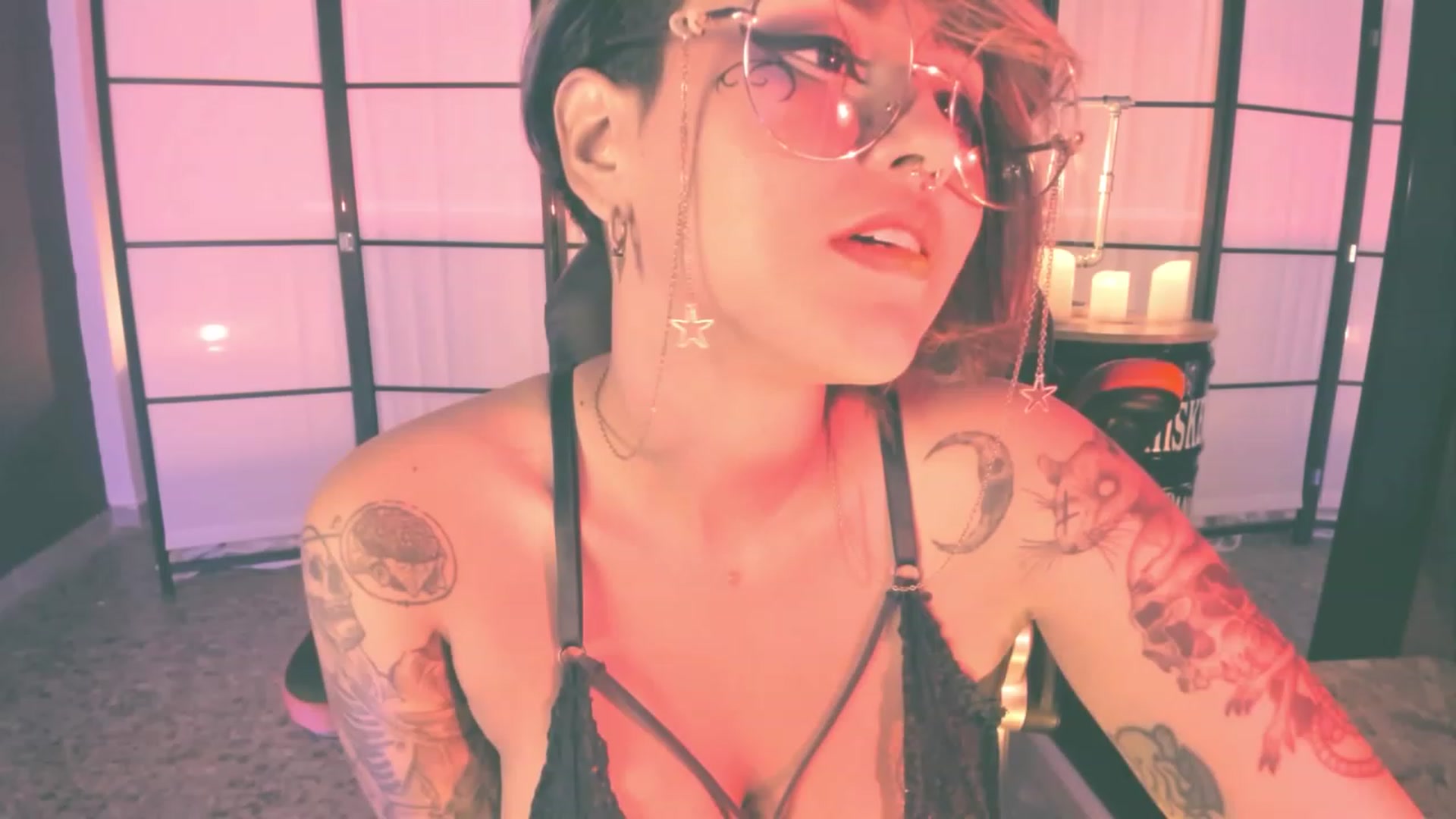 Gallery image thumbnail from AbraxxysRadio's myfreecams stream on, 09/13/2023, 24:00 image 9 of 20